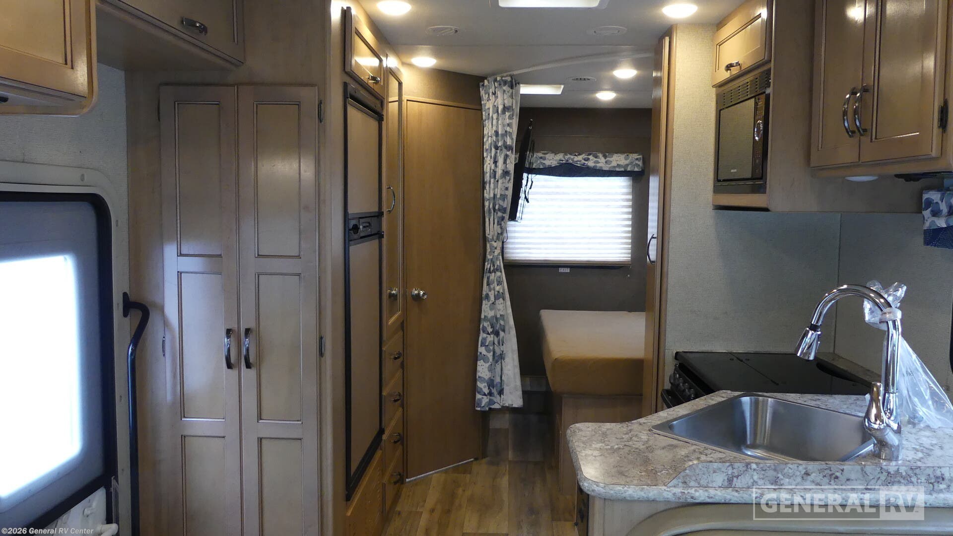 2026 Thor Motor Coach Freedom Elite 26HE - Used Class C For Sale by General RV Center in West Chester, Pennsylvania