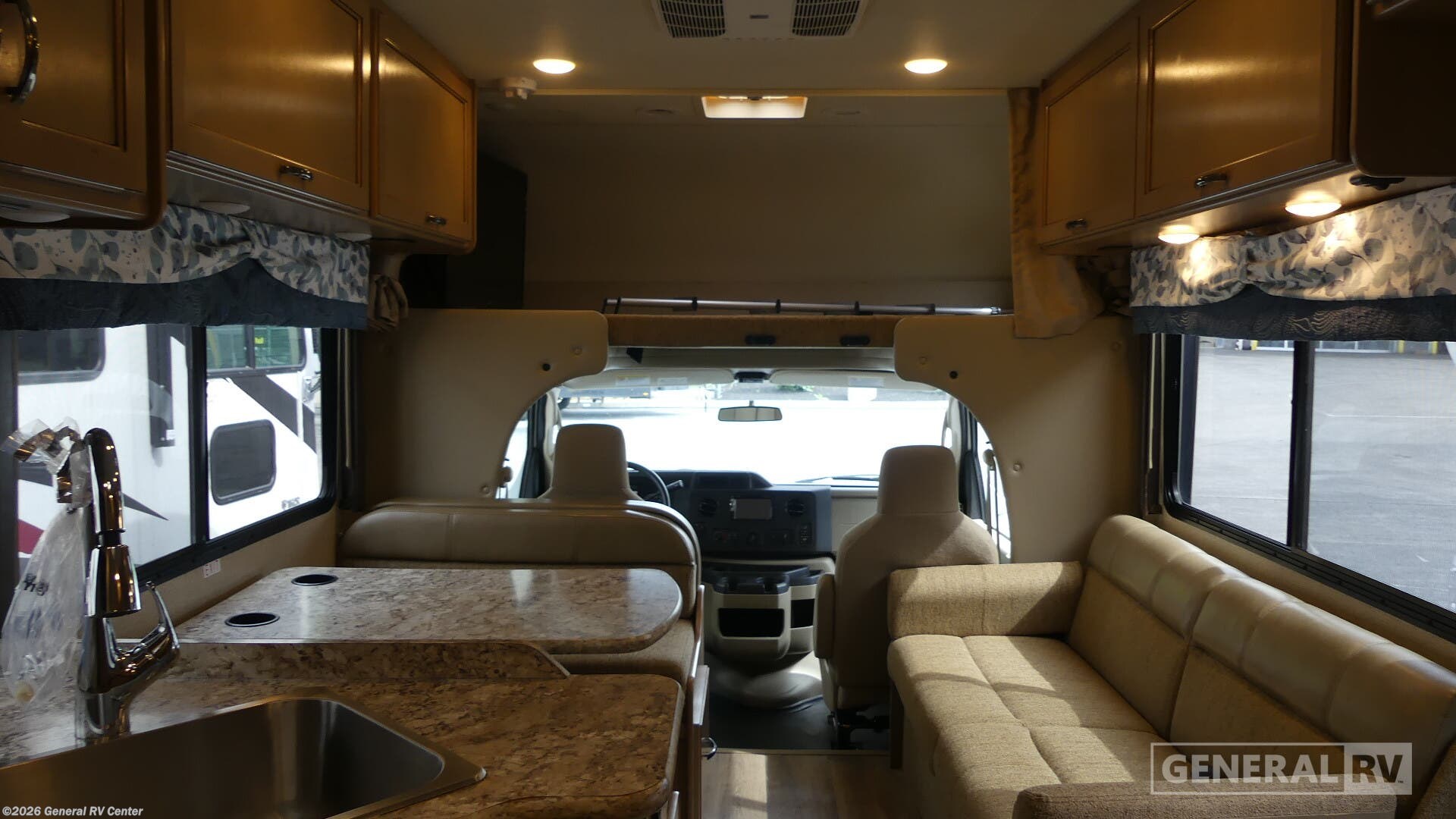 Used 2026 Thor Motor Coach Freedom Elite 26HE available in West Chester, Pennsylvania