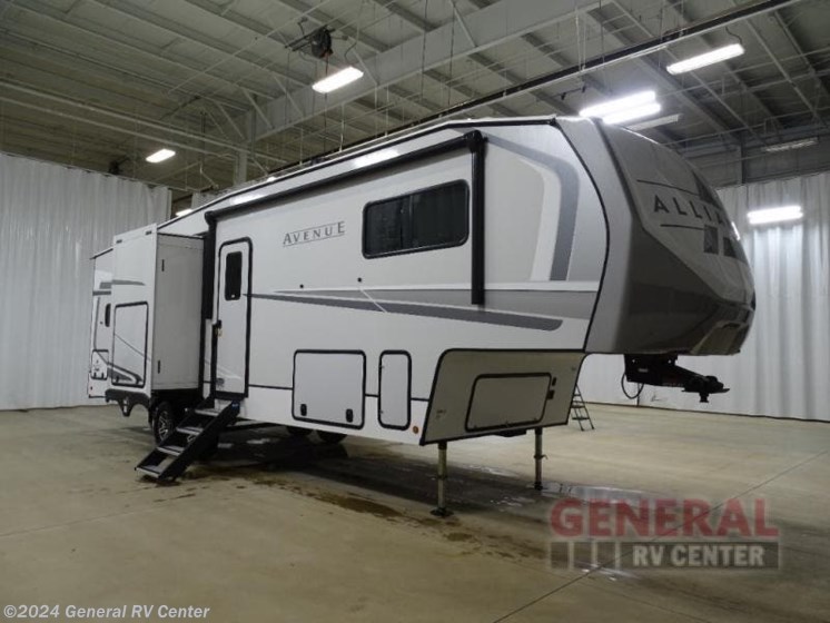 New 2024 Alliance RV Avenue 33RKS available in Fort Pierce, Florida