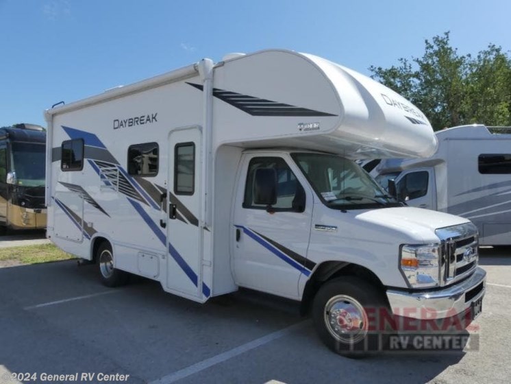 Used 2021 Thor Motor Coach Daybreak 22GO available in Fort Pierce, Florida