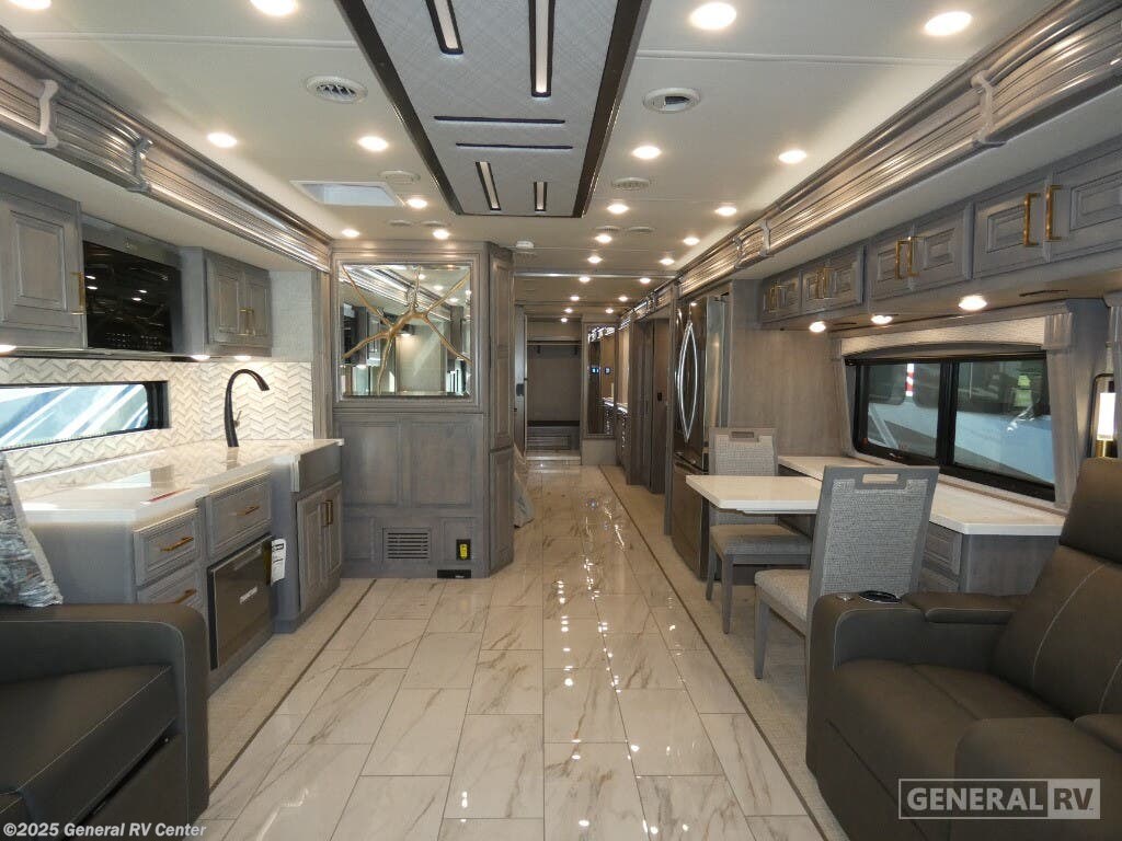 2025 Fleetwood Palisade 45CS - New Class A For Sale by General RV Center in Fort Pierce, Florida