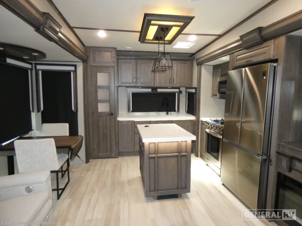 2022 Solitude 280RK-3SL by Grand Design from General RV Center in Fort Pierce, Florida