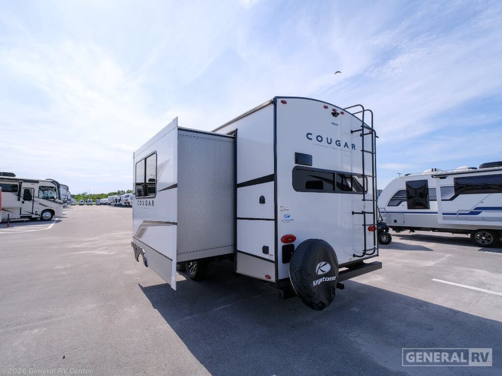 Used 2024 Keystone Cougar KEYSTONE  25MLE available in Fort Pierce, Florida