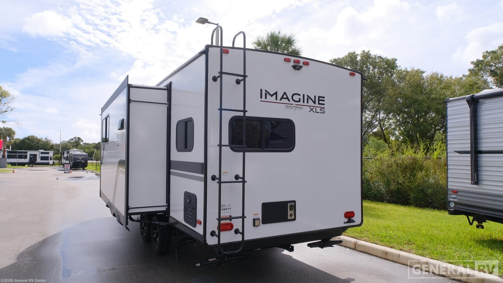 2026 Imagine 22MLE by Grand Design from General RV Center in Fort Pierce, Florida