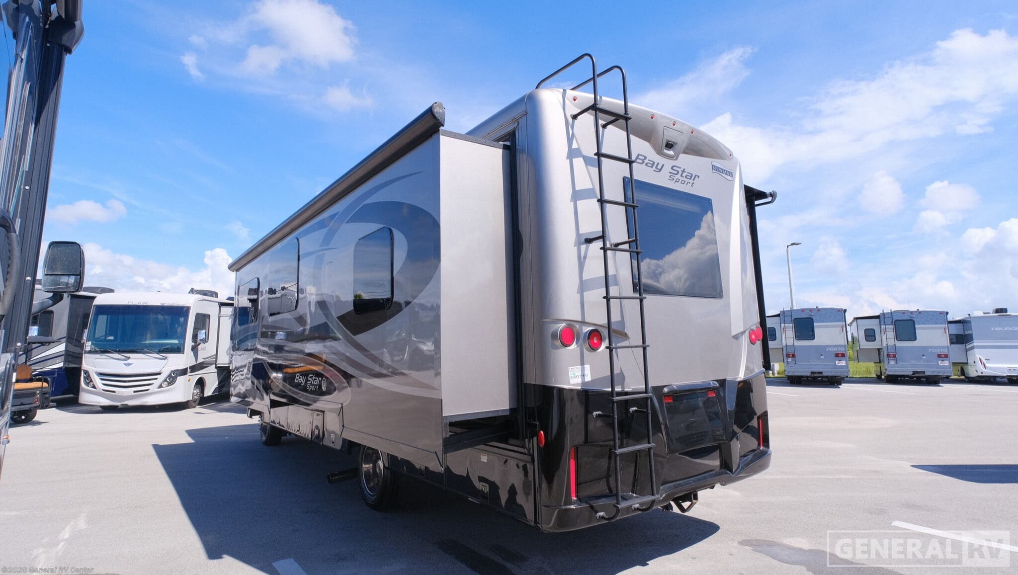 2018 Bay Star Sport 2903 by Newmar from General RV Center in Fort Pierce, Florida
