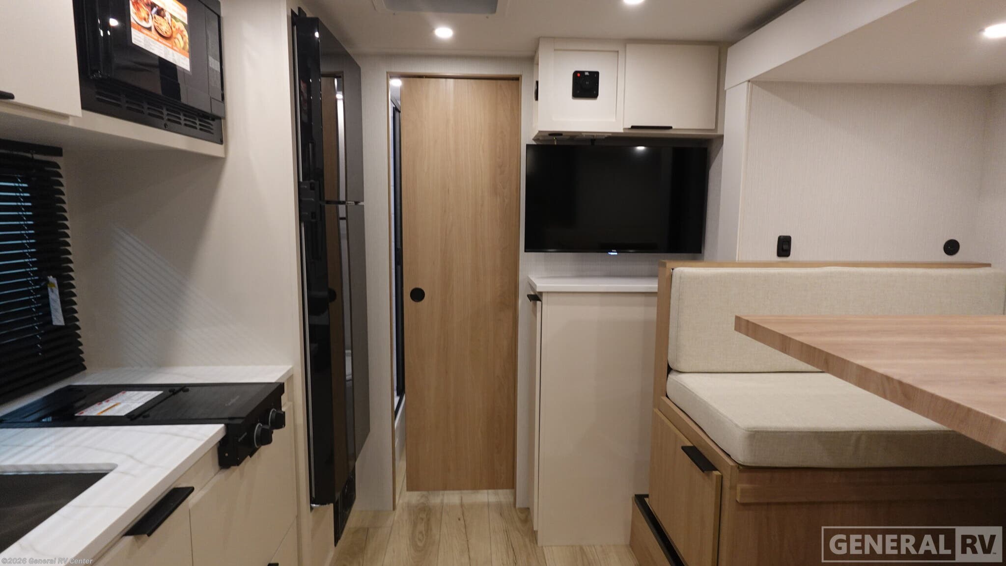 2026 Winnebago Micro Minnie 2108TB - New Travel Trailer For Sale by General RV Center in Fort Pierce, Florida