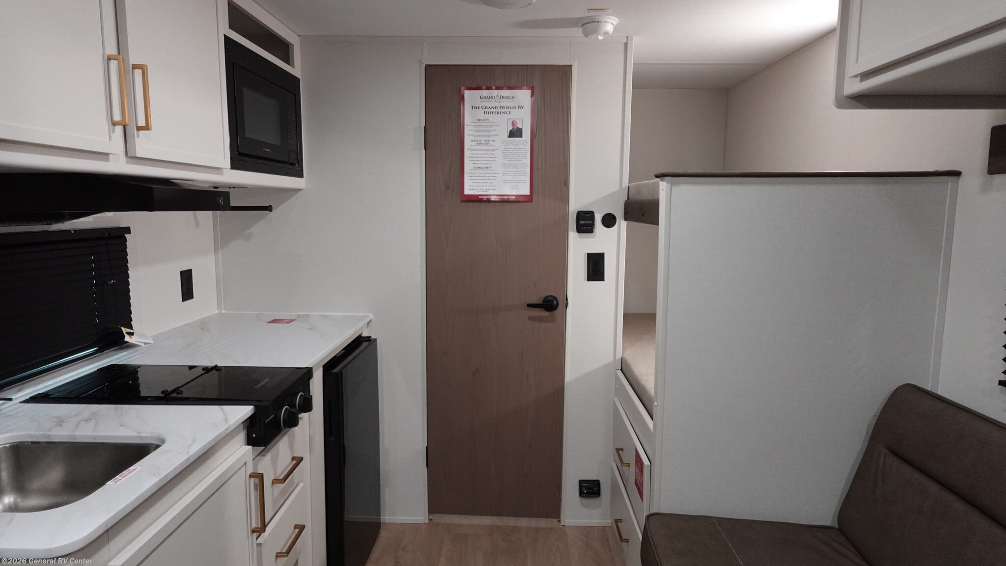 2026 Grand Design TRANSCEND-ONE 151BH - New Travel Trailer For Sale by General RV Center in Fort Pierce, Florida