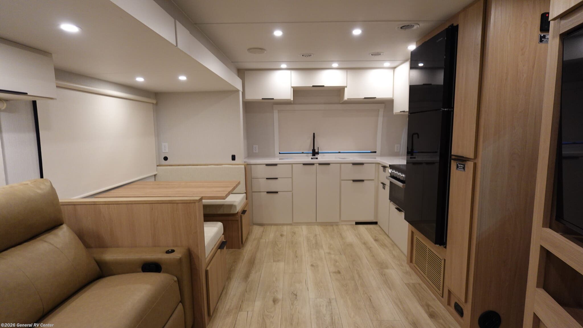 New 2026 Winnebago Thrive 26FKD available in Fort Pierce, Florida