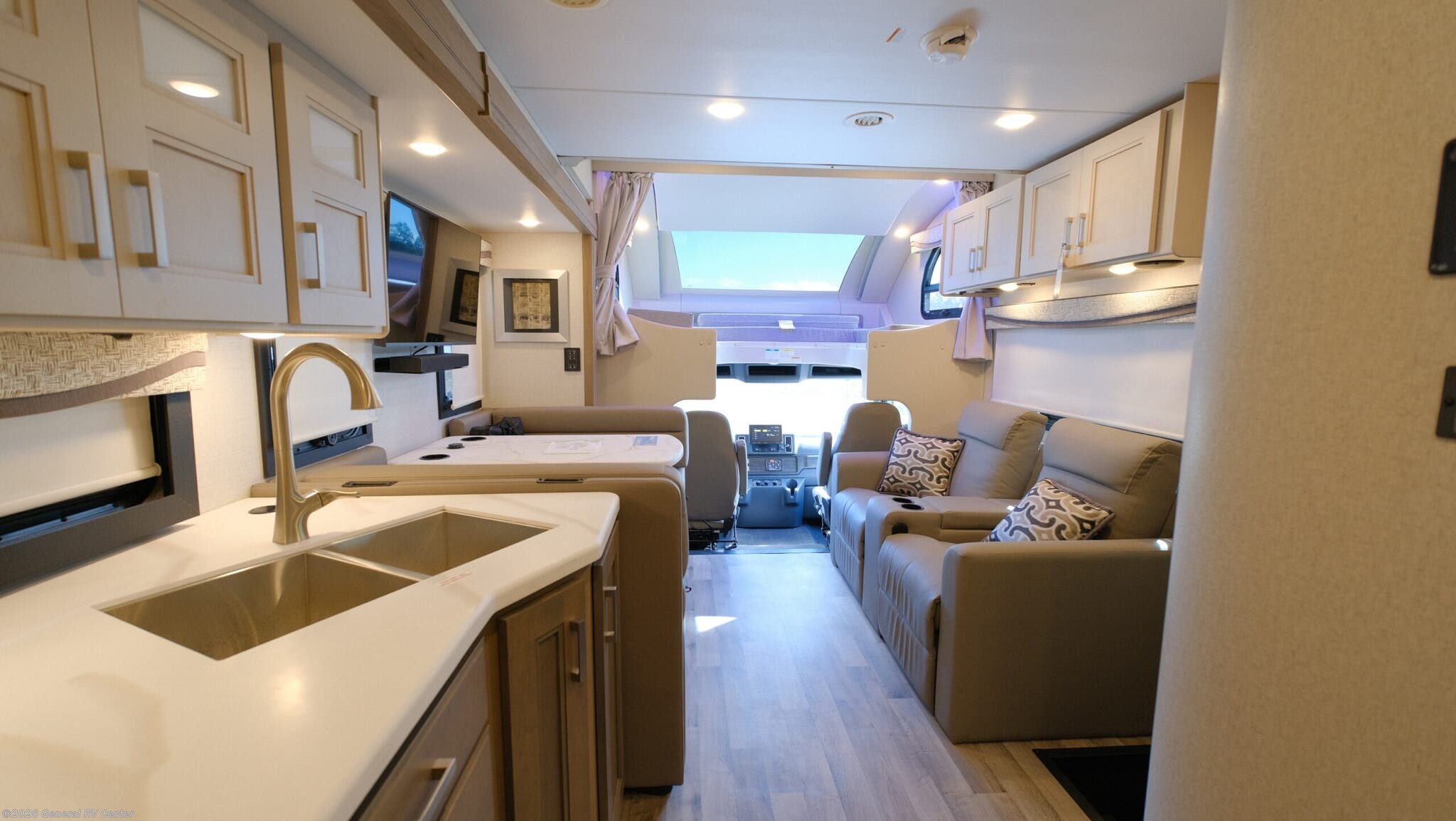 New 2026 Thor Motor Coach Pasadena 34XG available in Fort Pierce, Florida
