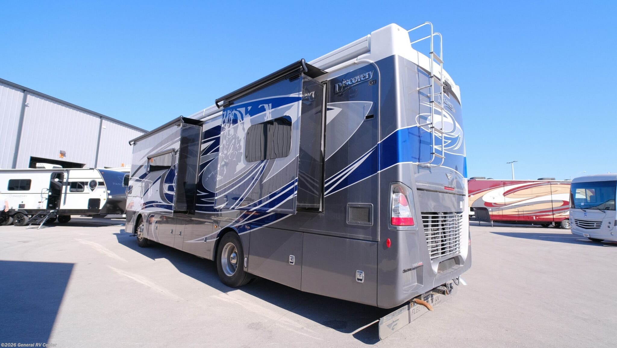 2022 Discovery LXE 36HQ by Fleetwood from General RV Center in Fort Pierce, Florida