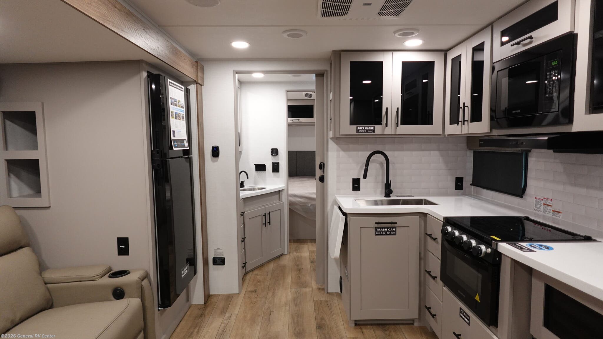 New 2026 Alliance RV Delta 252RL available in Fort Pierce, Florida
