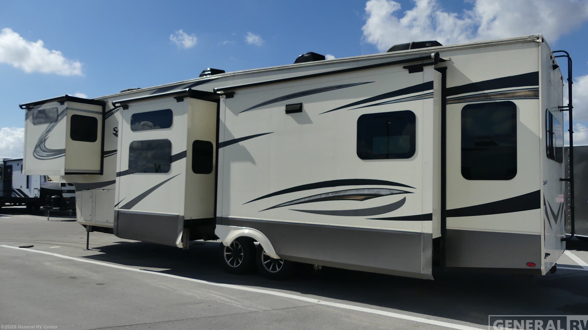 2021 Solitude 378MBS by Grand Design from General RV Center in Fort Pierce, Florida