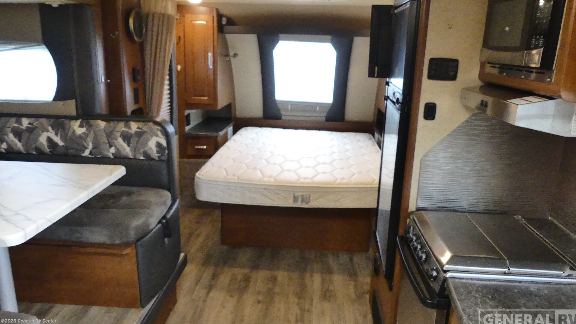 Used 2017 Lance 1995 available in Fort Pierce, Florida