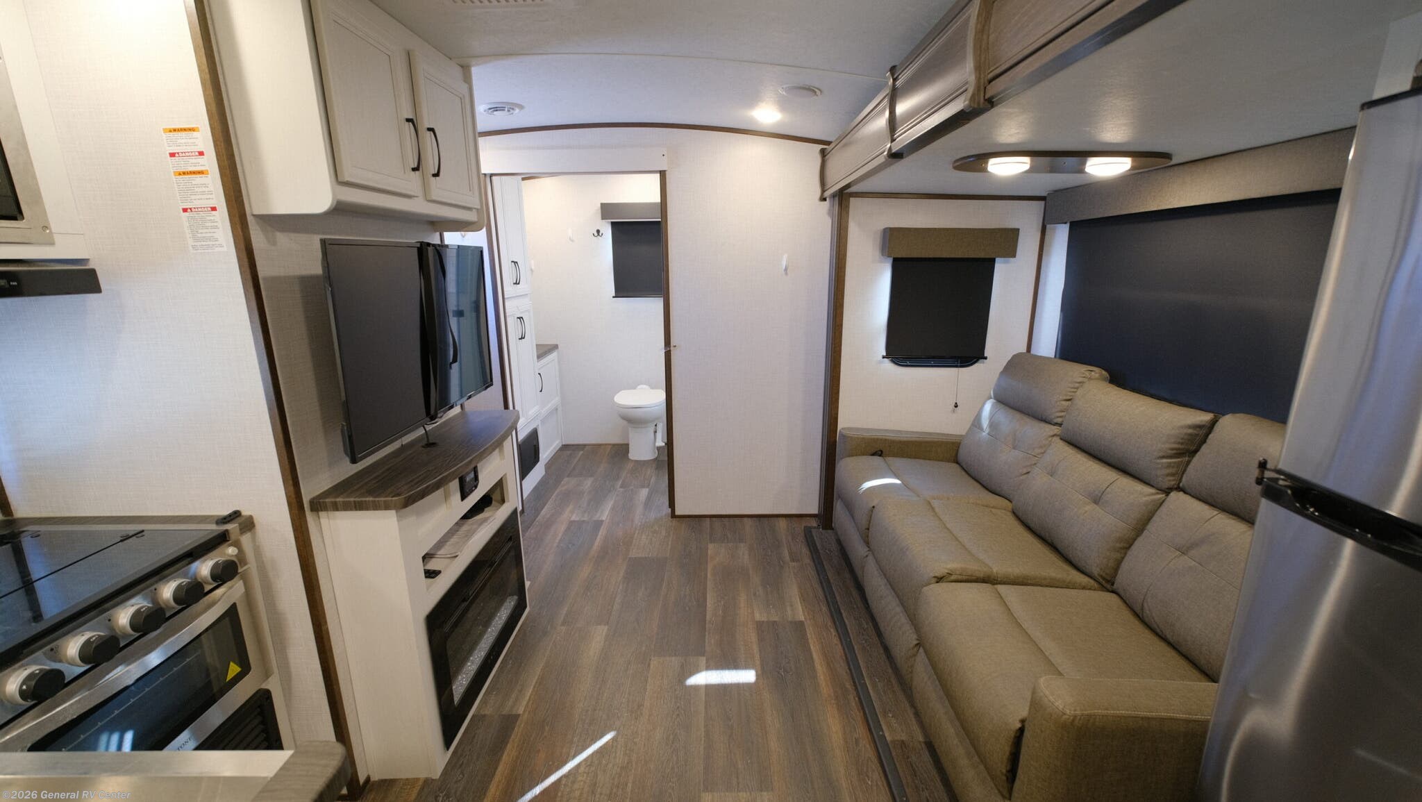 2023 Dutchmen Atlas 2202RB - Used Travel Trailer For Sale by General RV Center in Fort Pierce, Florida