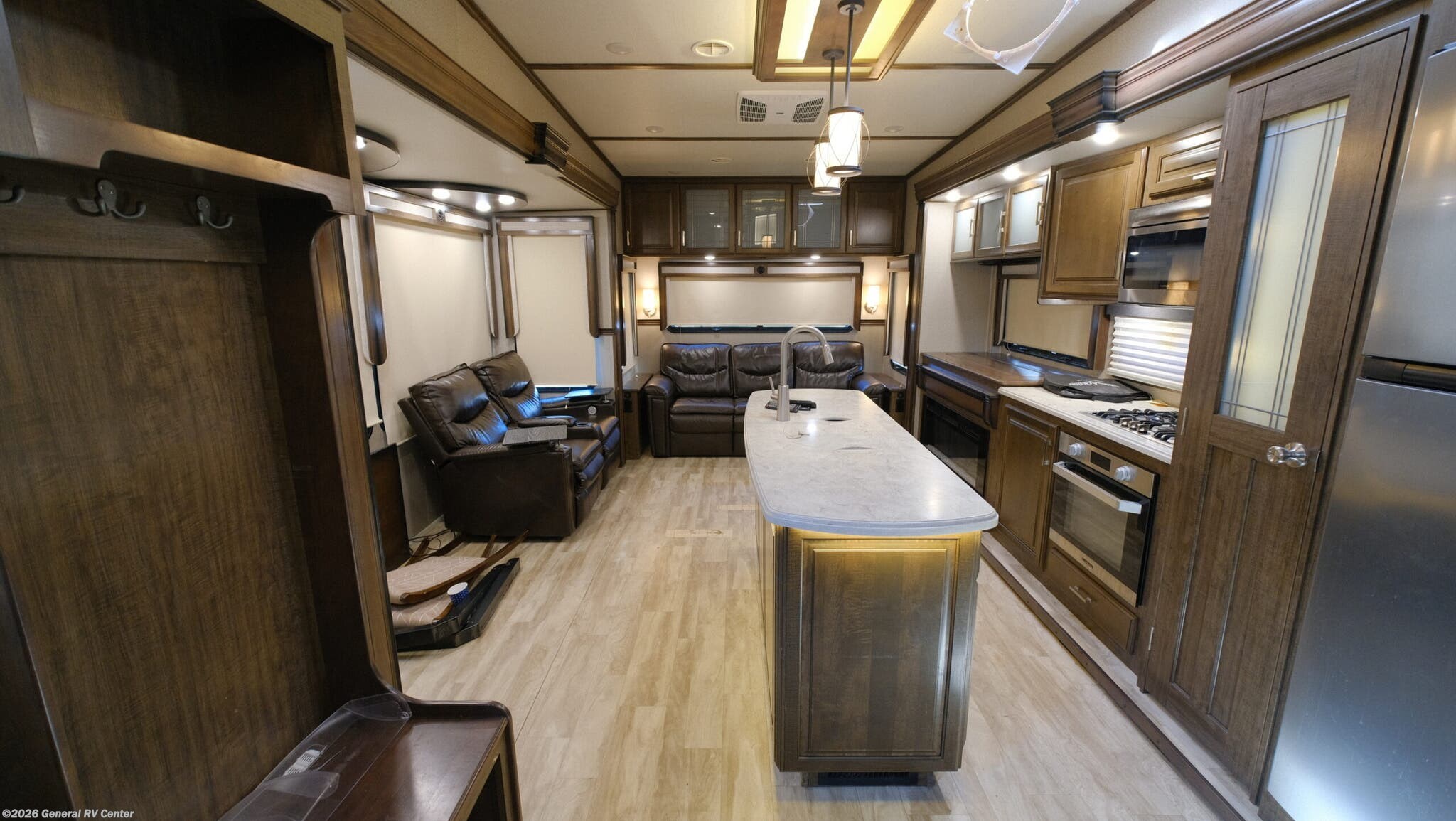 2020 Grand Design Solitude 373FB - Used Fifth Wheel For Sale by General RV Center in Fort Pierce, Florida