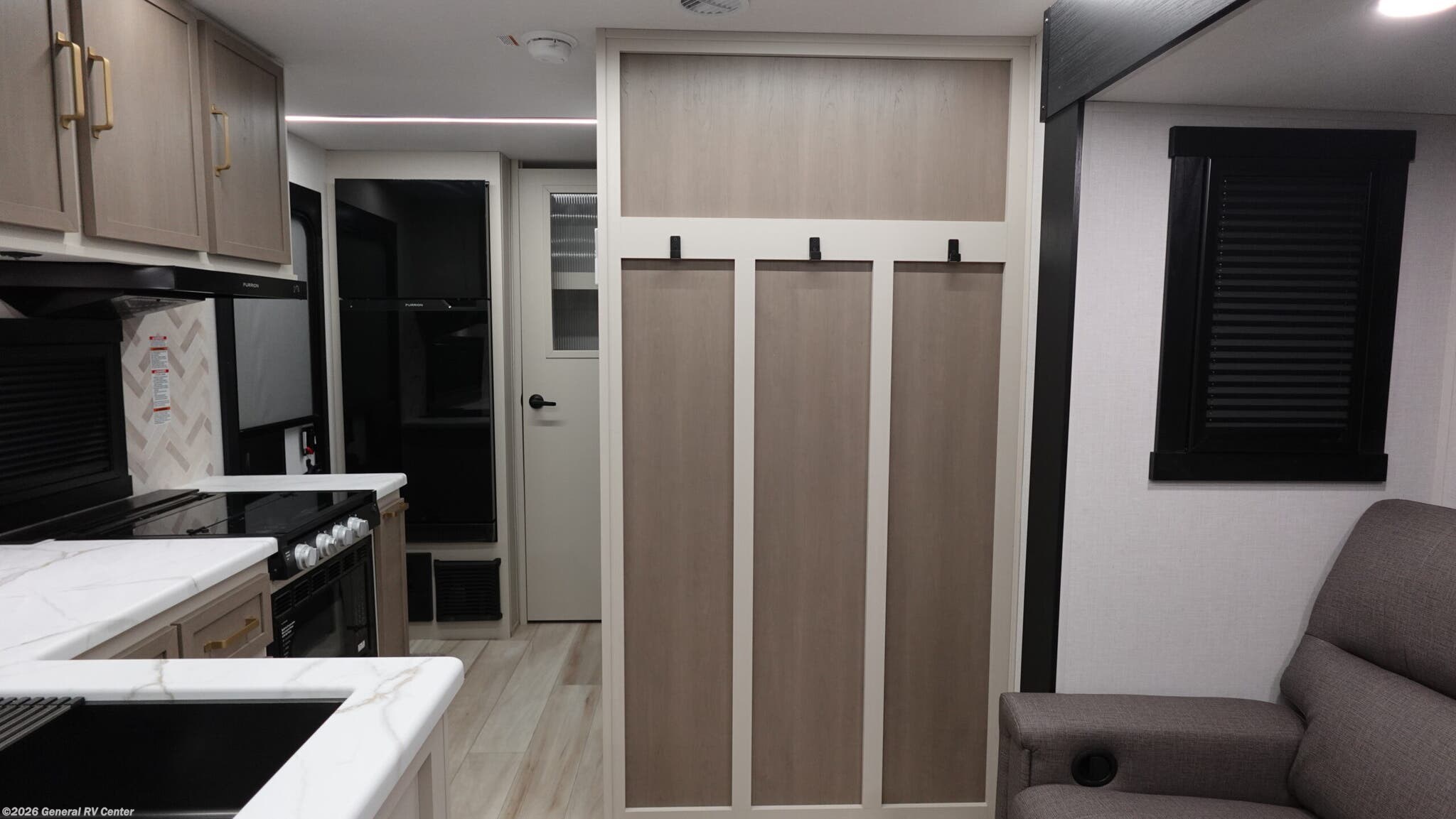 2026 Forest River SALEM-HEM 21RBHL - New Travel Trailer For Sale by General RV Center in Fort Pierce, Florida