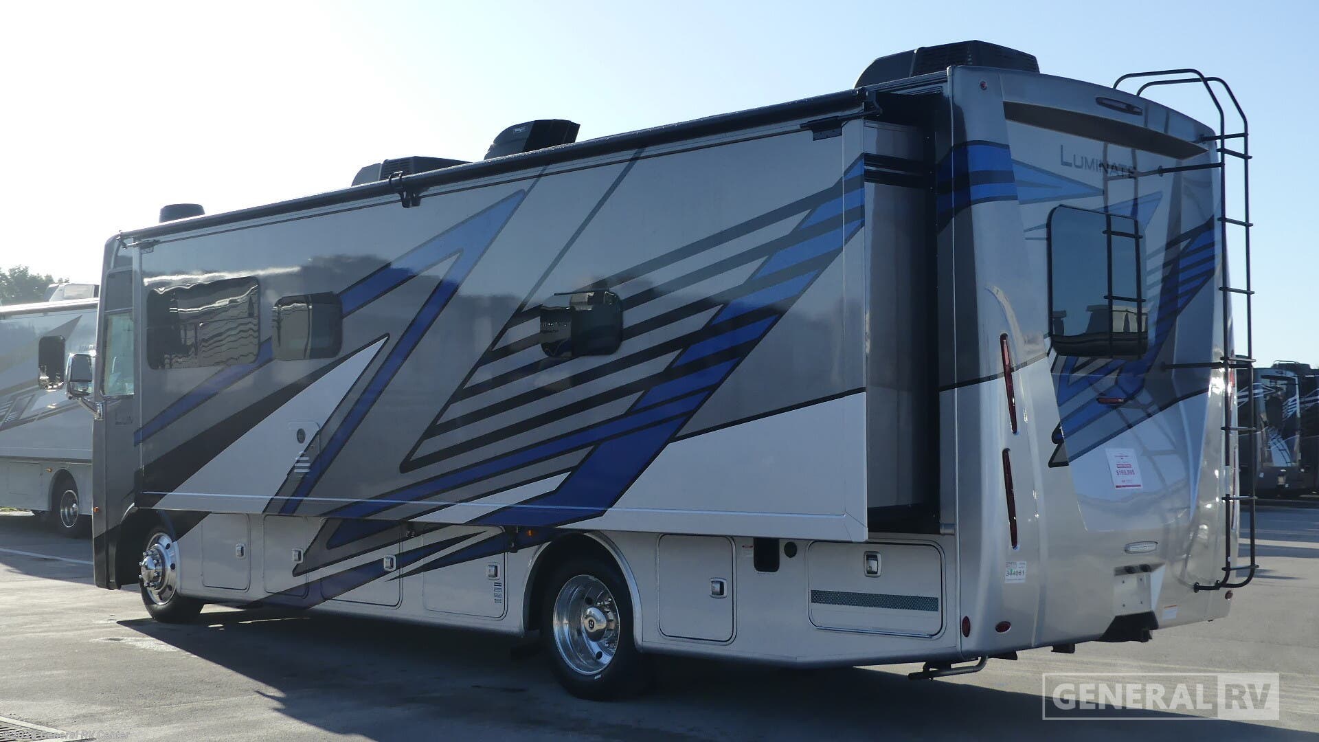 2026 Luminate MM30 by Thor Motor Coach from General RV Center in Fort Pierce, Florida
