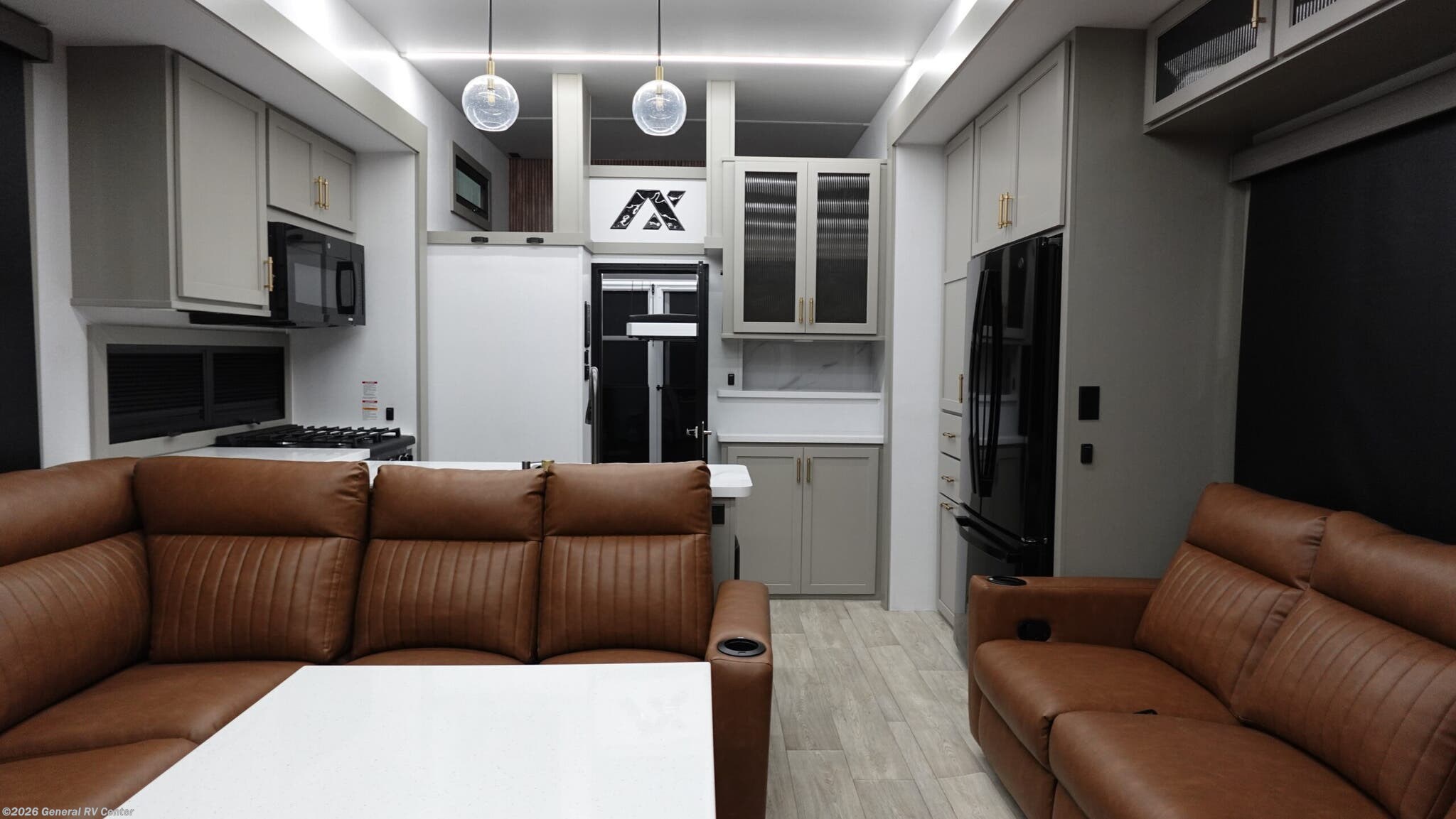 2026 Axiom Vendetta V4250 - New Fifth Wheel For Sale by General RV Center in Fort Pierce, Florida