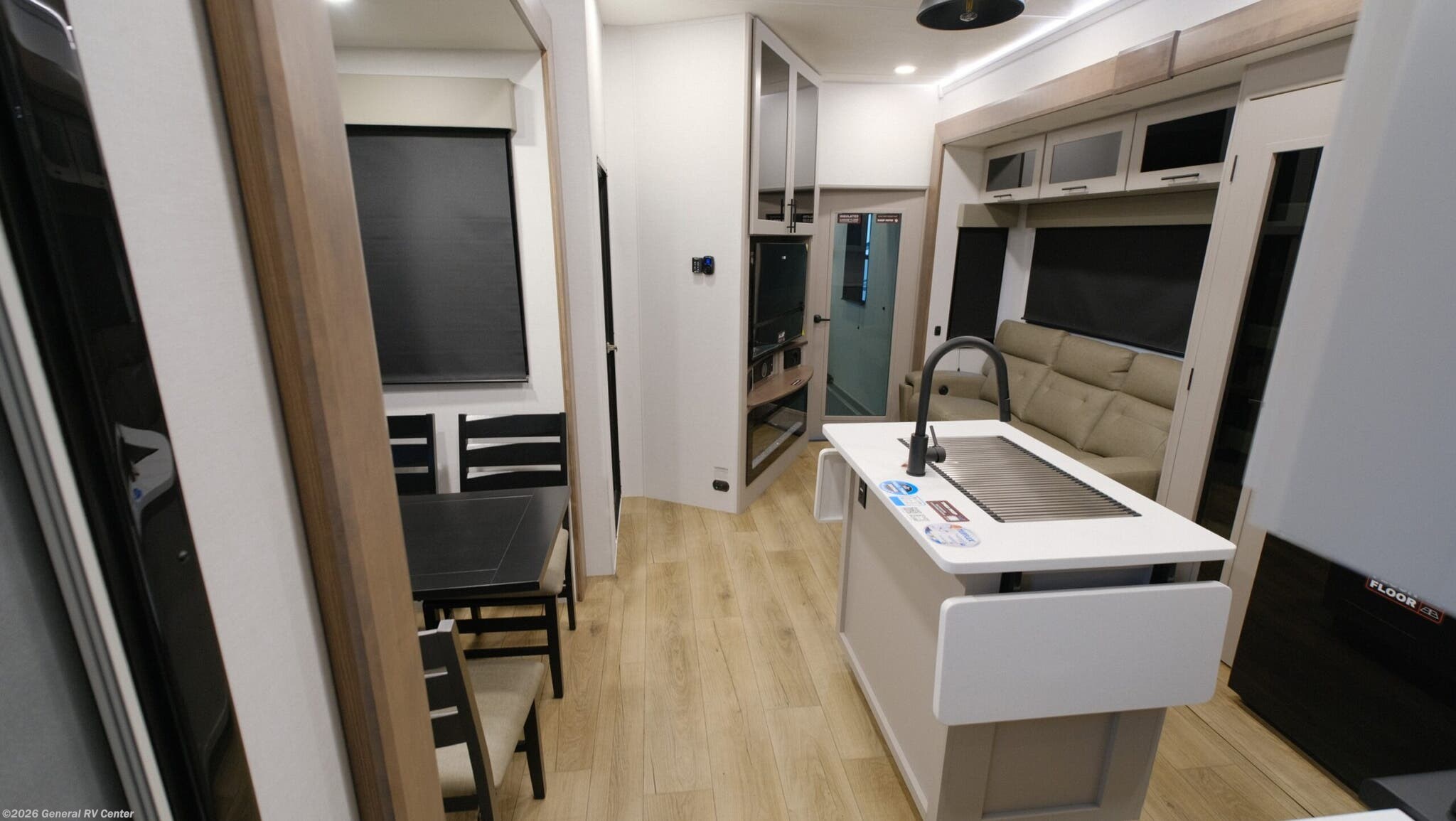 2026 Alliance RV Valor 42V14 - New Fifth Wheel For Sale by General RV Center in Fort Pierce, Florida