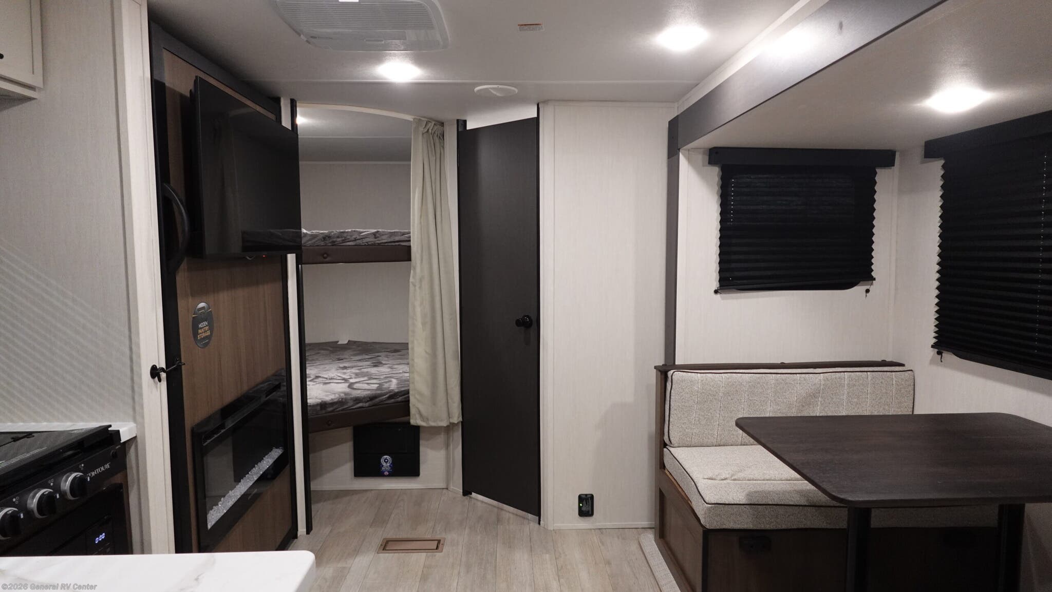 2026 Prime Time Avenger 23BHS - New Travel Trailer For Sale by General RV Center in Fort Pierce, Florida