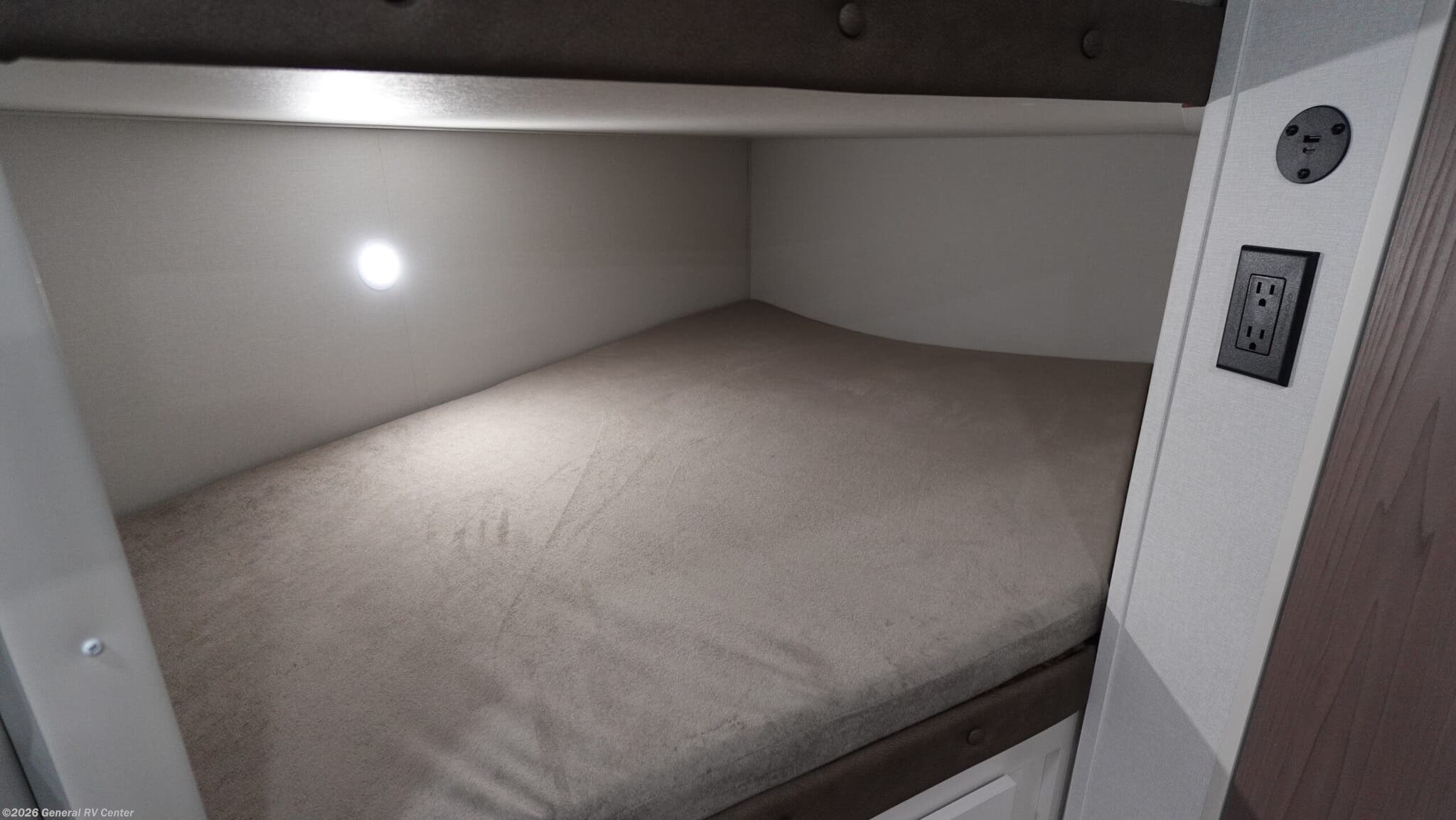 2026 Grand Design TRANSCEND-ONE 151BH - New Travel Trailer For Sale by General RV Center in Fort Pierce, Florida