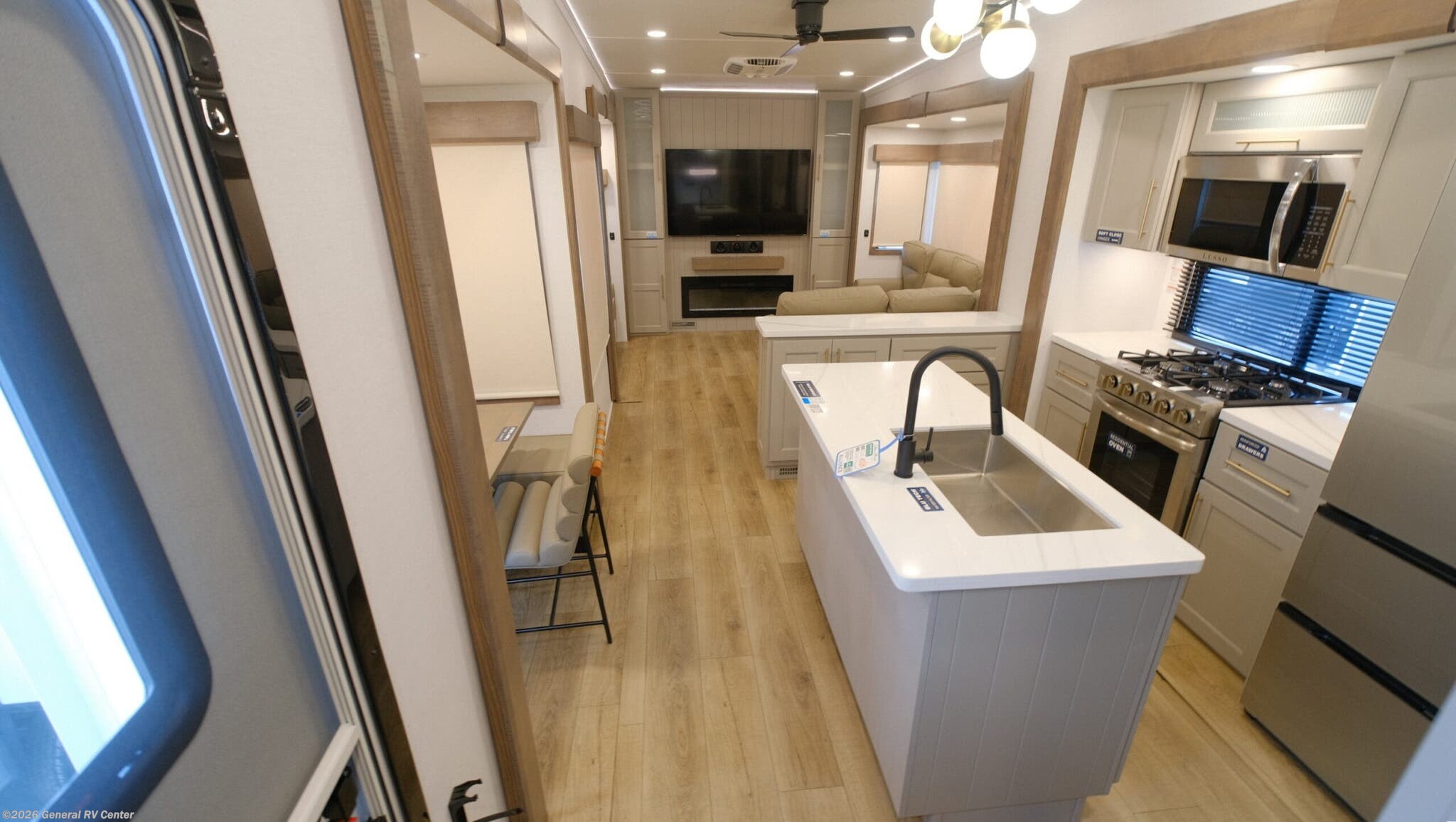 2026 Alliance RV Paradigm 375RD - New Fifth Wheel For Sale by General RV Center in Fort Pierce, Florida