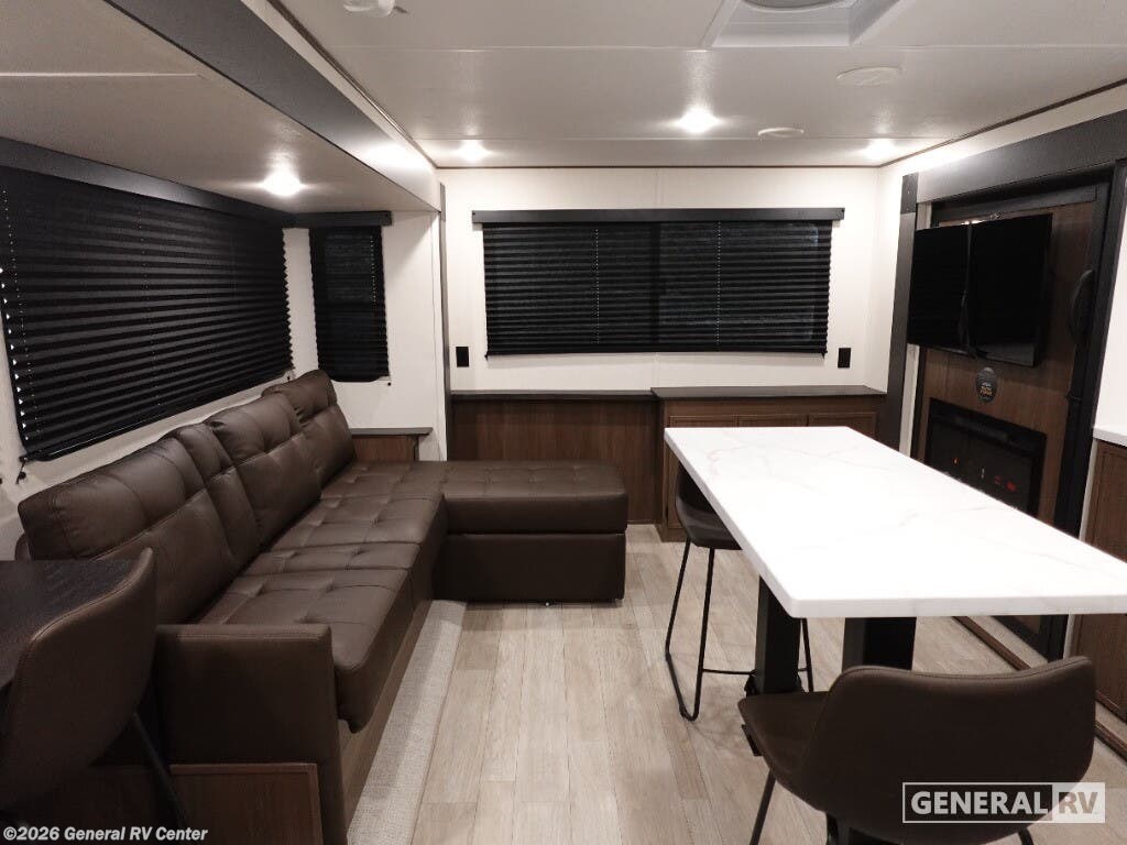 2026 Prime Time Avenger 27REI - New Travel Trailer For Sale by General RV Center in Fort Pierce, Florida