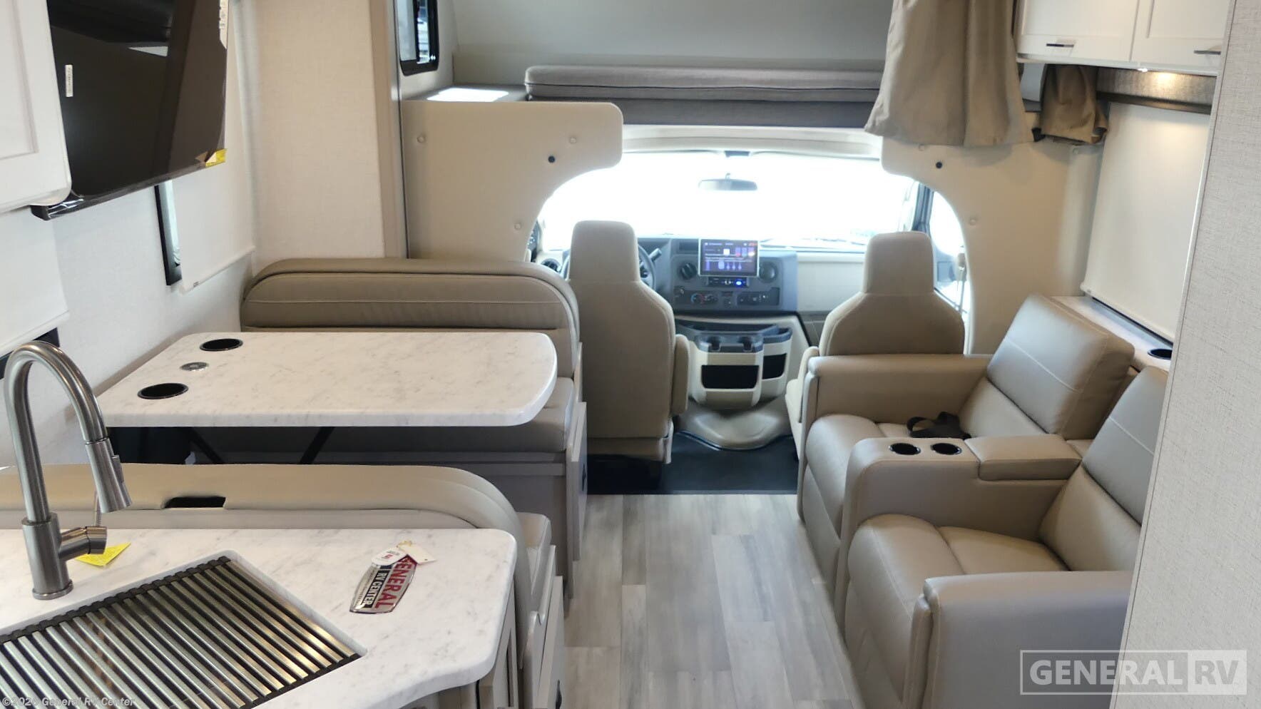 New 2026 Thor Motor Coach Pasadena SE SE28 available in Fort Pierce, Florida