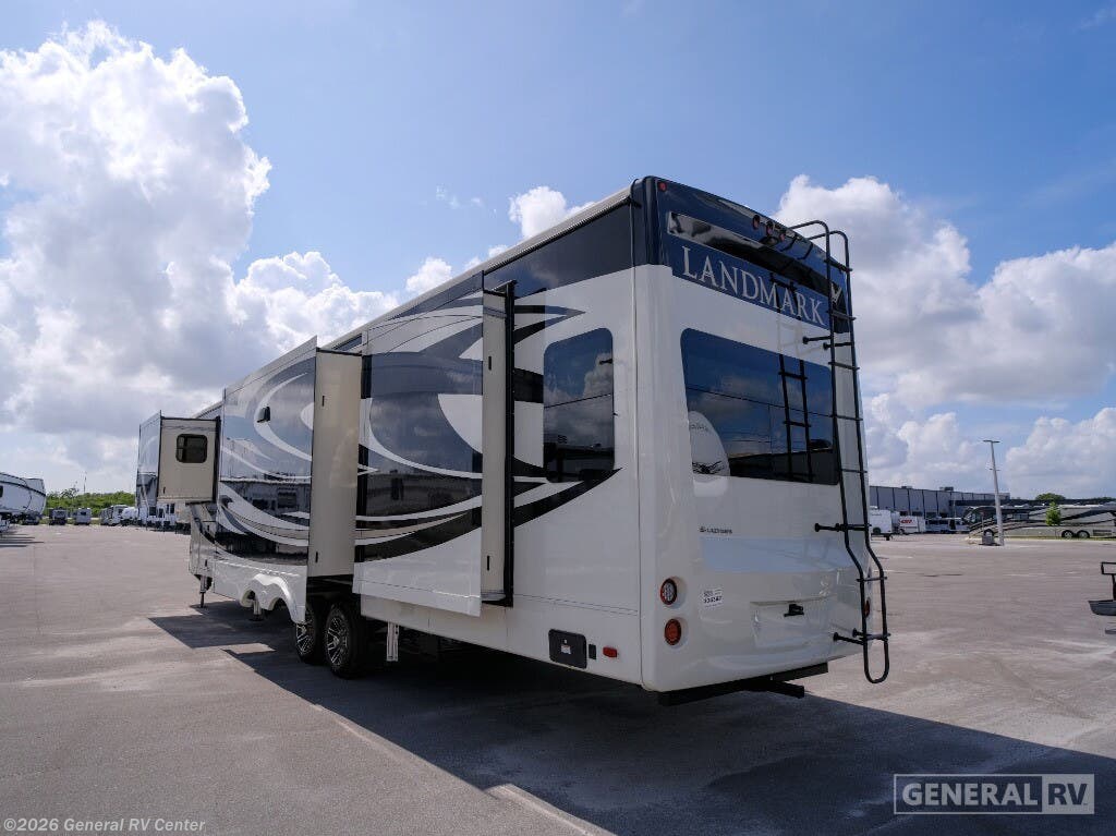 Used 2020 Heartland Landmark 365 DAYTONA 5S available in Fort Pierce, Florida