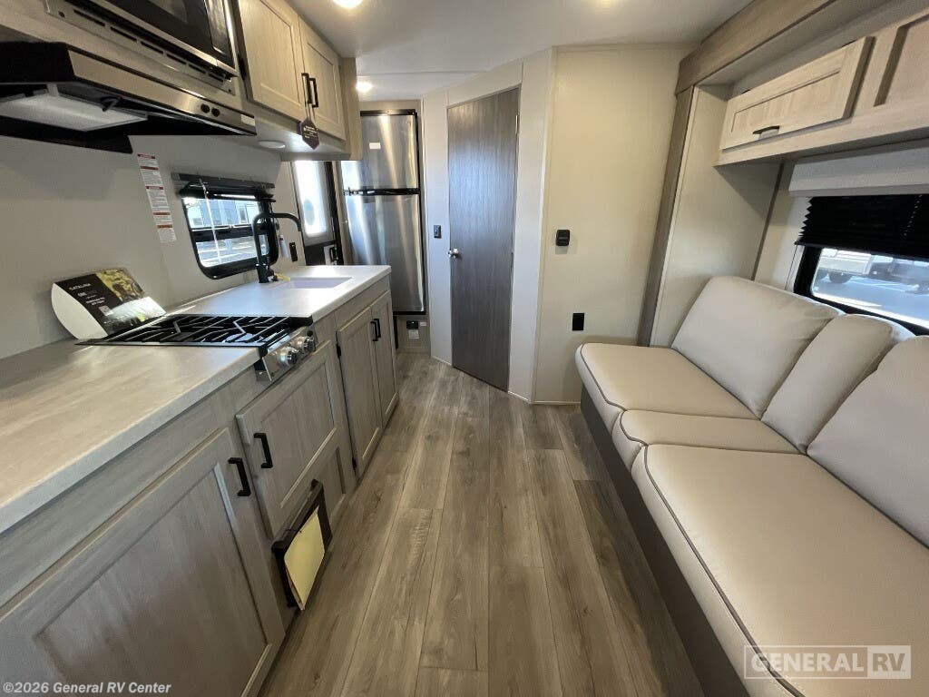 2024 Catalina 192FQS by Coachmen from General RV Center in Fort Pierce, Florida