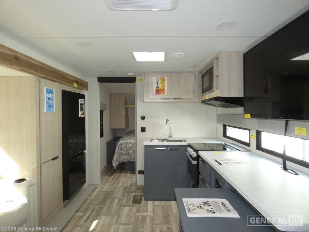 New 2025 Prime Time Tracer 255DS available in Fort Pierce, Florida