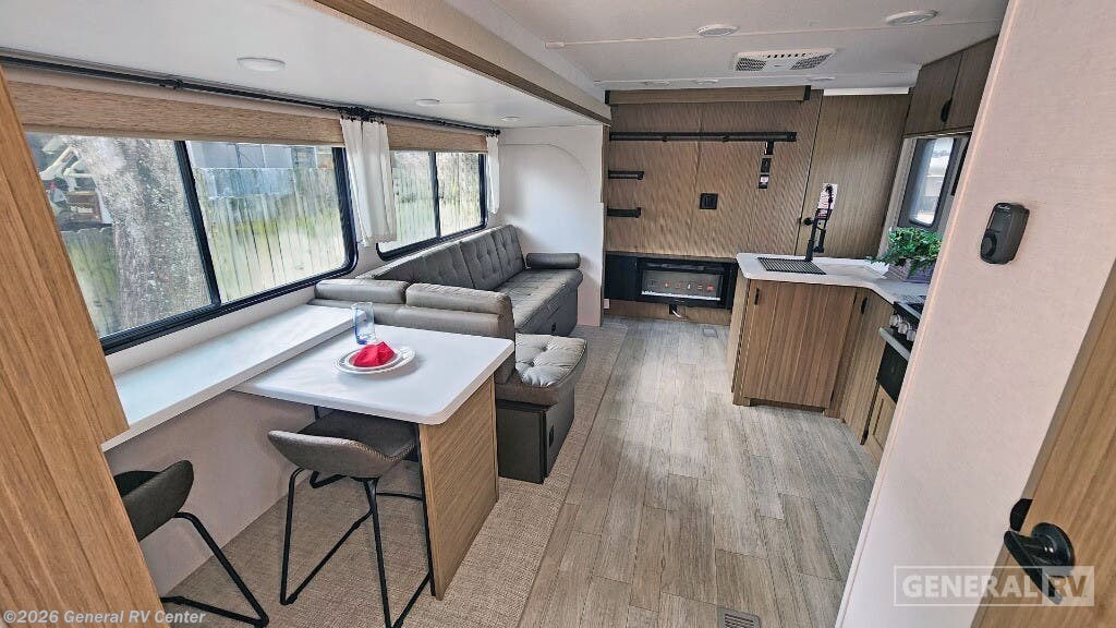 New 2025 Forest River Salem 31KQBTSX available in Fort Pierce, Florida