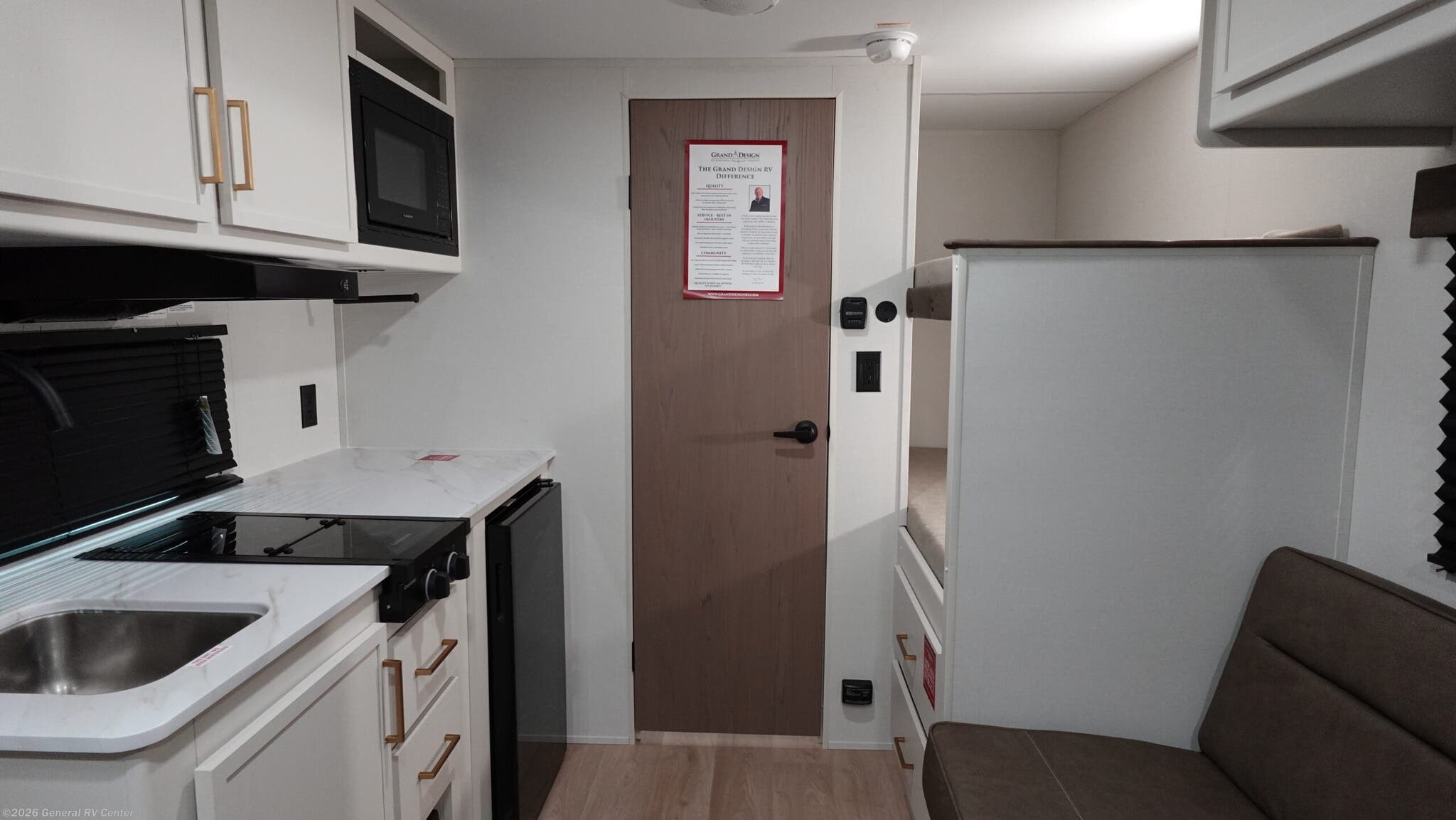 2026 Grand Design TRANSCEND-ONE 151BH - New Travel Trailer For Sale by General RV Center in Fort Pierce, Florida