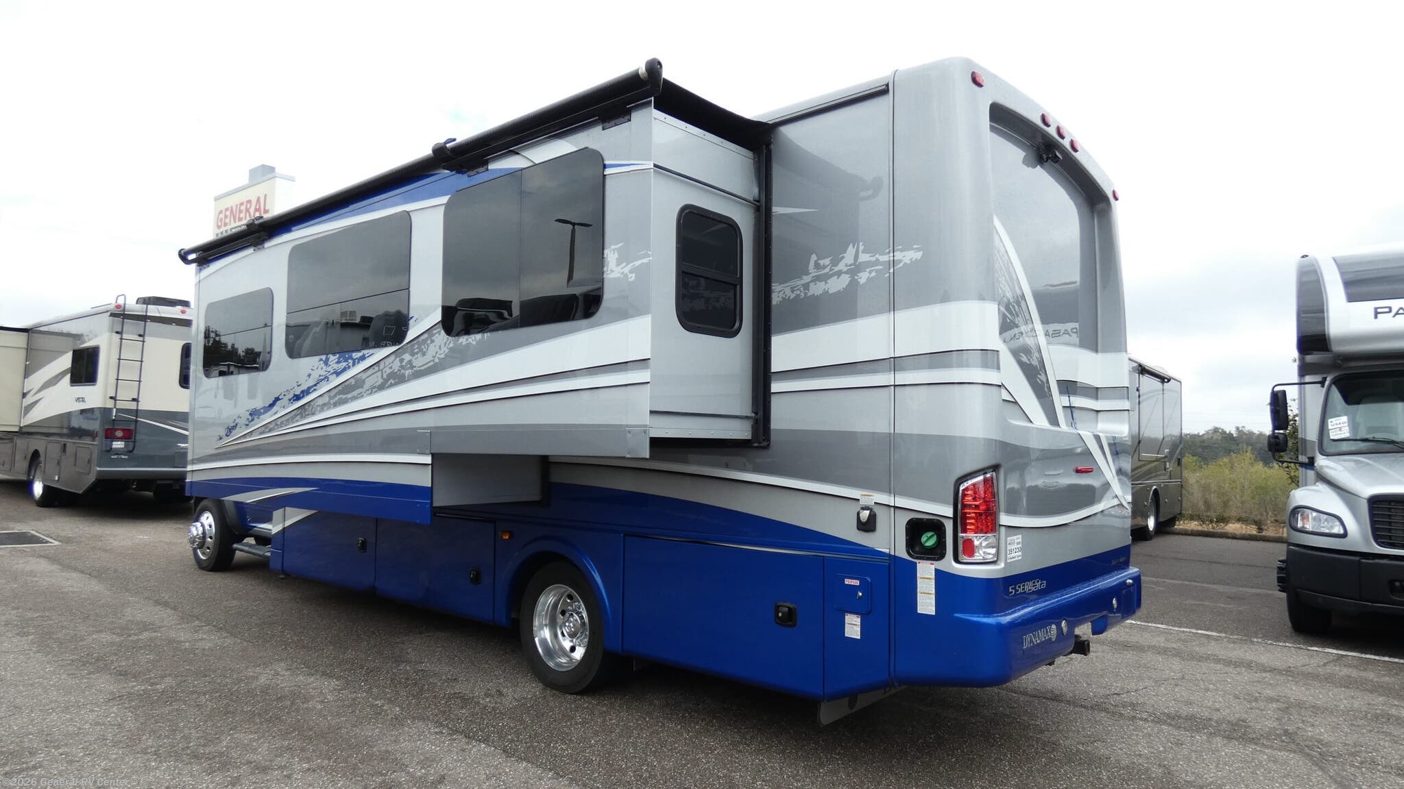 2021 ISATA 5 30FW by Dynamax Corp from General RV Center in Fort Pierce, Florida