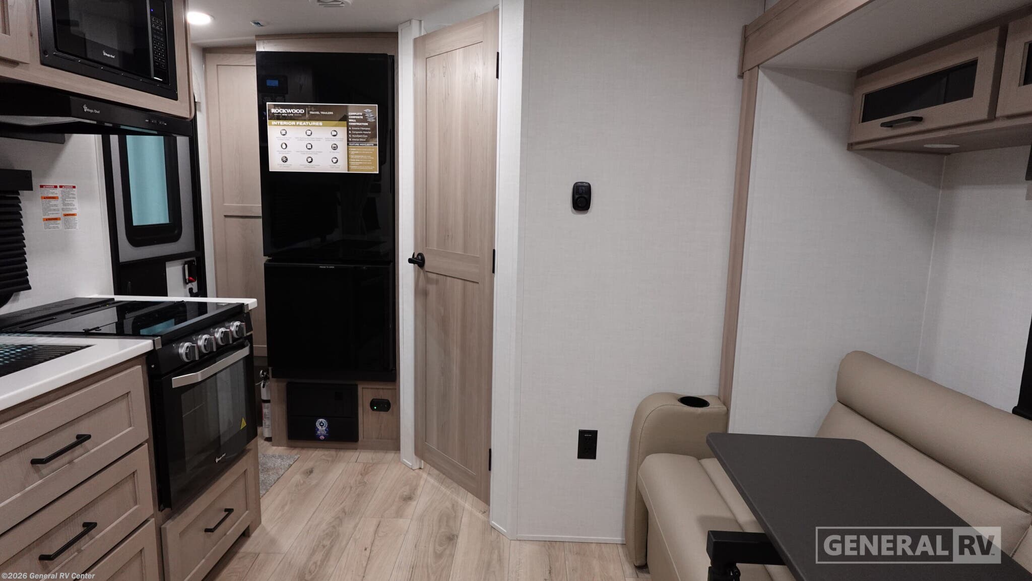 2026 Forest River Rockwood Mini Lite 2109S - New Travel Trailer For Sale by General RV Center in Fort Pierce, Florida