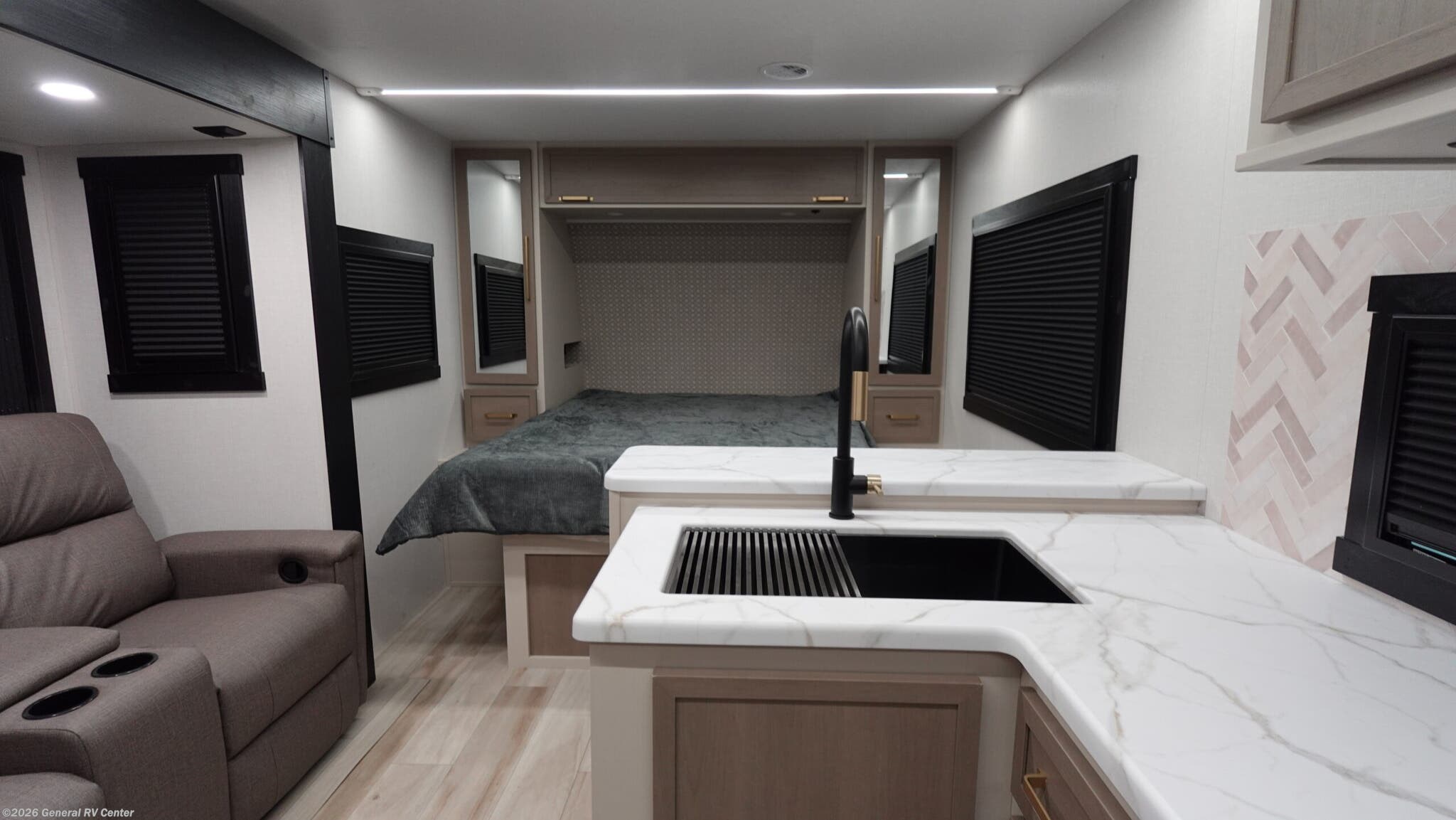 New 2026 Forest River SALEM-HEM 21RBHL available in Fort Pierce, Florida