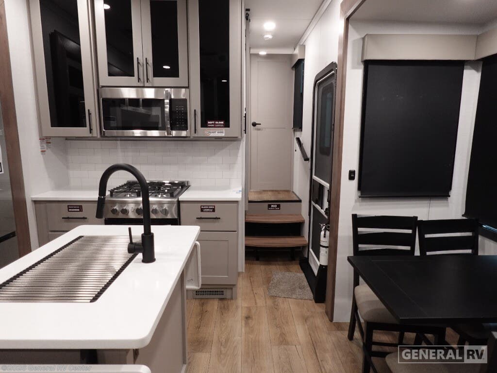 New 2026 Alliance RV Valor 42V14 available in Fort Pierce, Florida