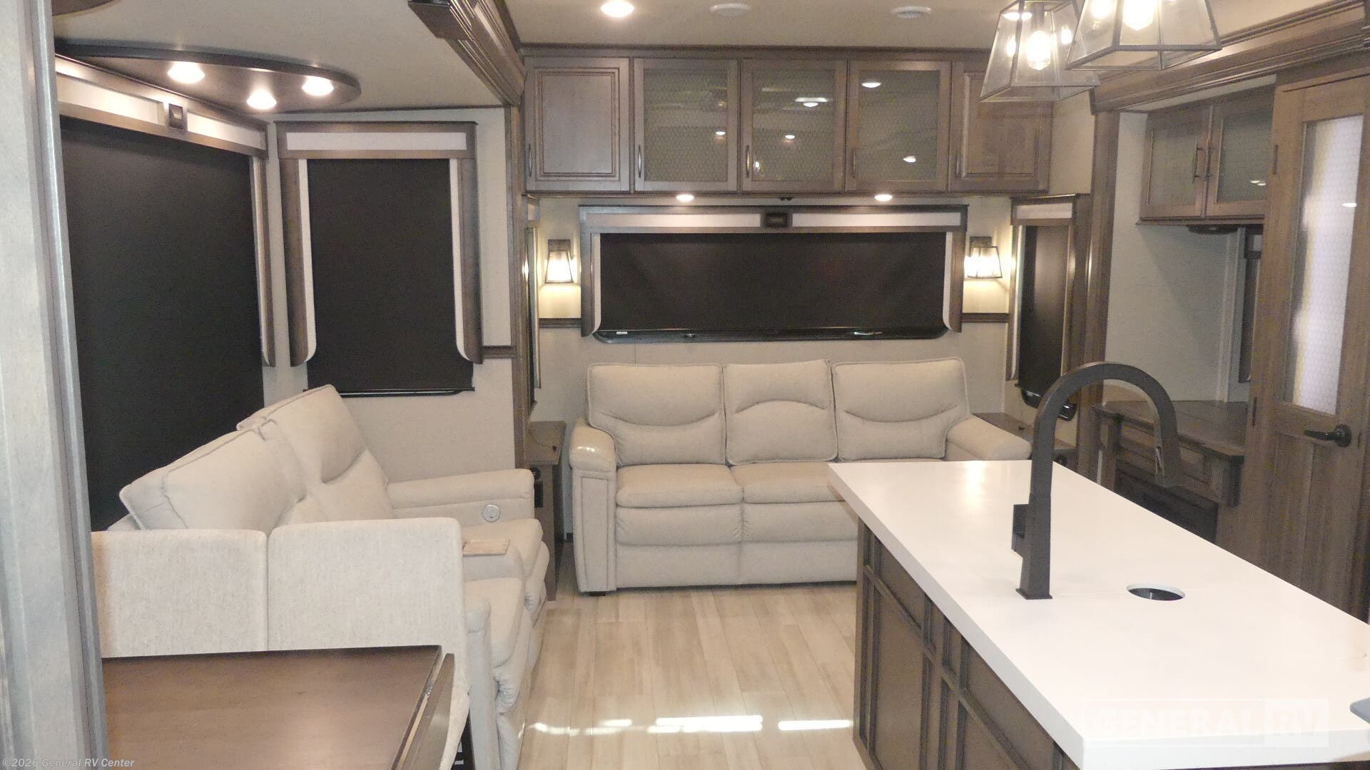 2022 Grand Design Solitude 378MB - Used Fifth Wheel For Sale by General RV Center in Fort Pierce, Florida