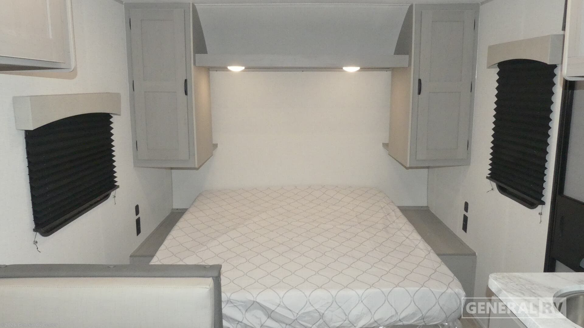 New 2026 Coachmen Clipper 3K SERIES 17FQ available in Fort Pierce, Florida