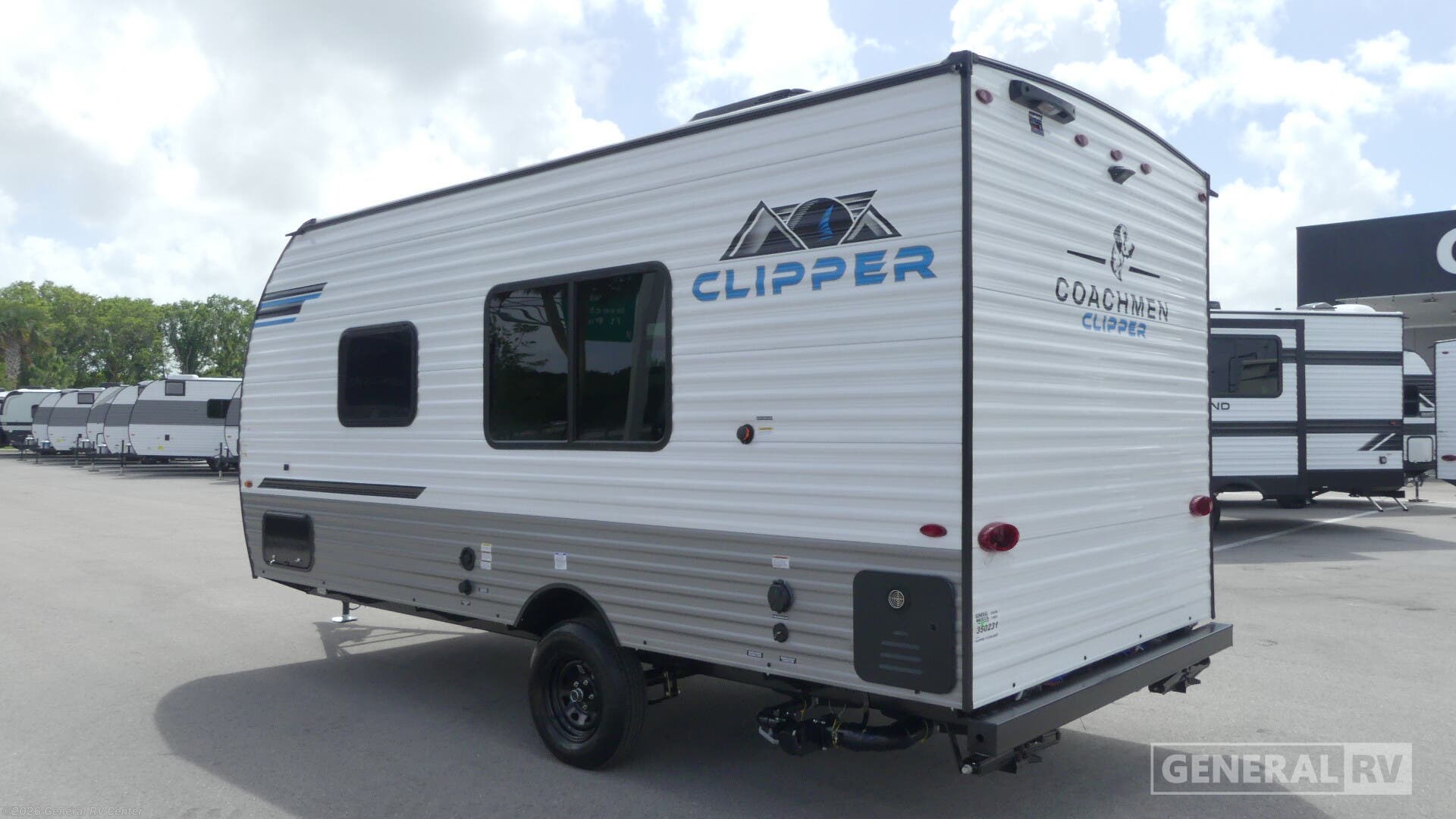 2026 Clipper 3K SERIES 17FQ by Coachmen from General RV Center in Fort Pierce, Florida