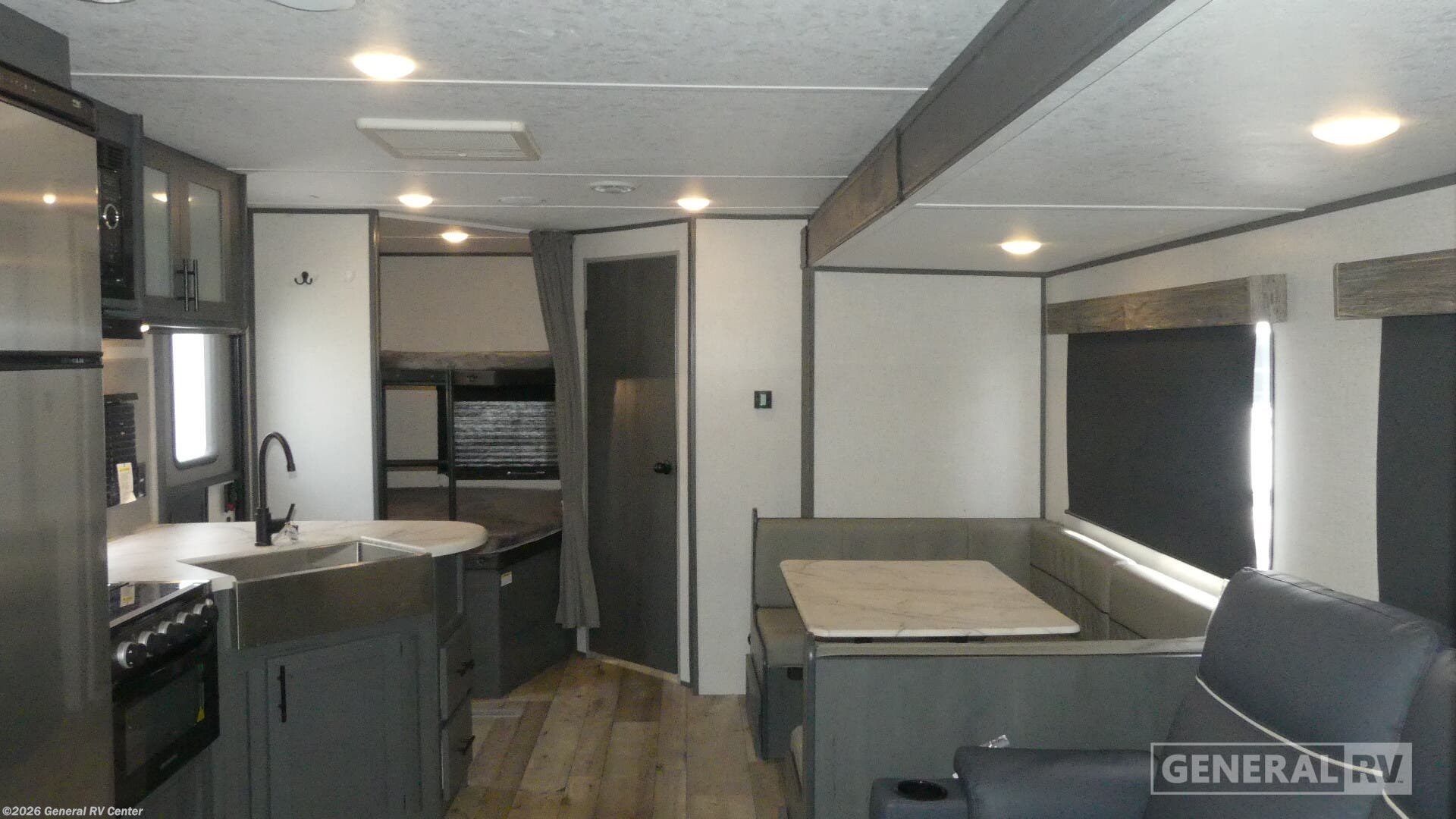 2022 Dutchmen Aspen Trail 2850BHS - Used Travel Trailer For Sale by General RV Center in Fort Pierce, Florida