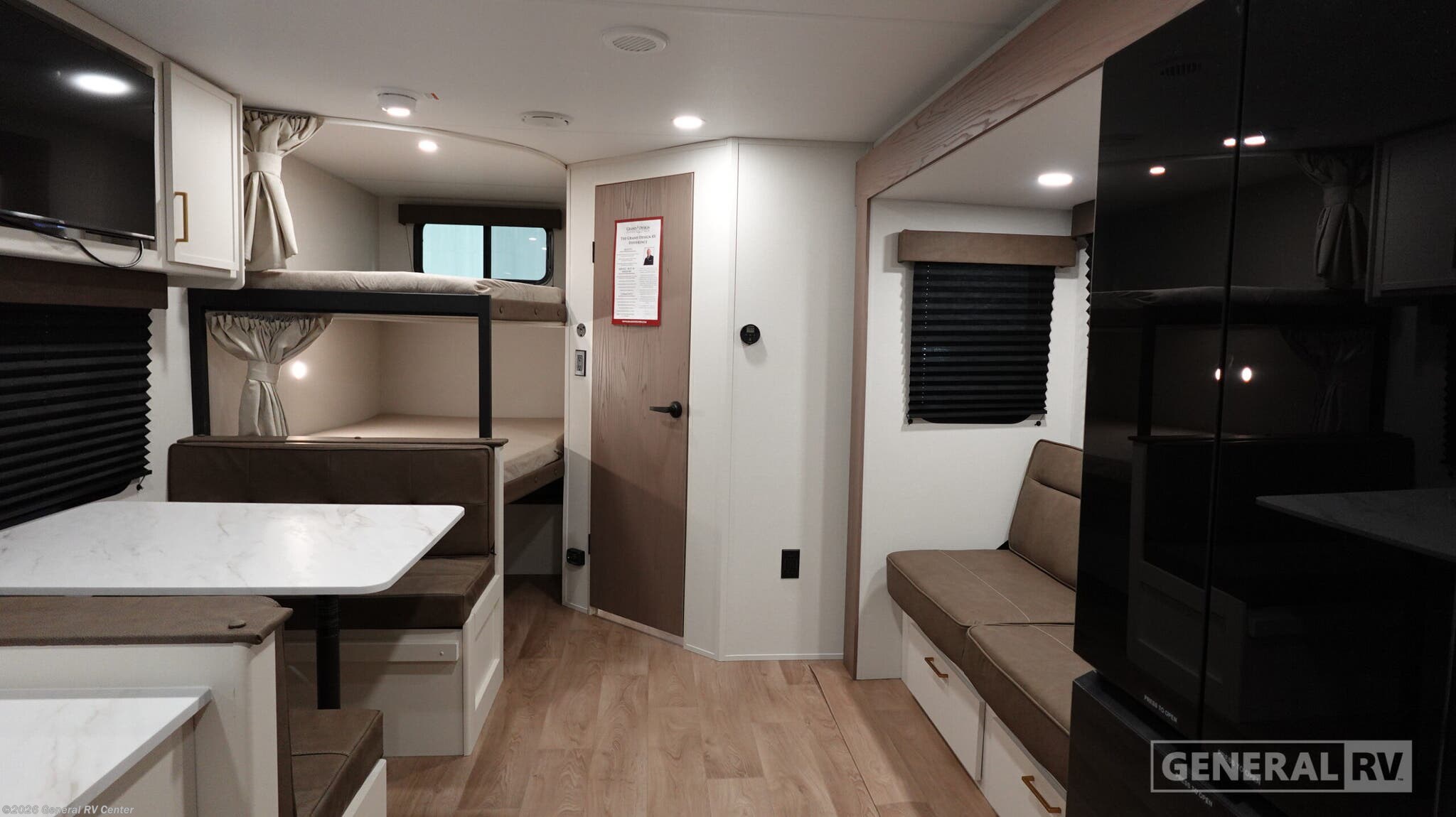 2026 Grand Design TRANSCEND-XPLOR 26BHX - New Travel Trailer For Sale by General RV Center in Fort Pierce, Florida