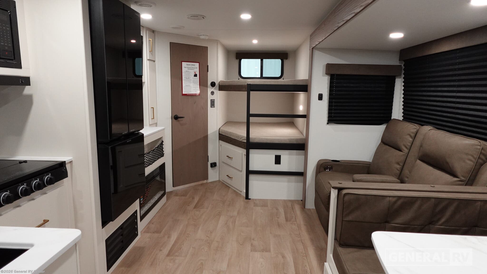 2026 Grand Design TRANSCEND-XPLOR 27DBX - New Travel Trailer For Sale by General RV Center in Fort Pierce, Florida