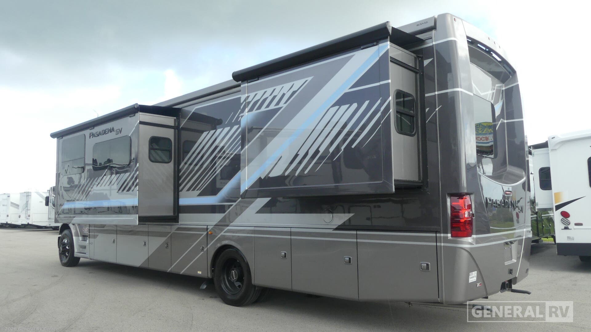 2026 Pasadena SV 38FX by Thor Motor Coach from General RV Center in Fort Pierce, Florida