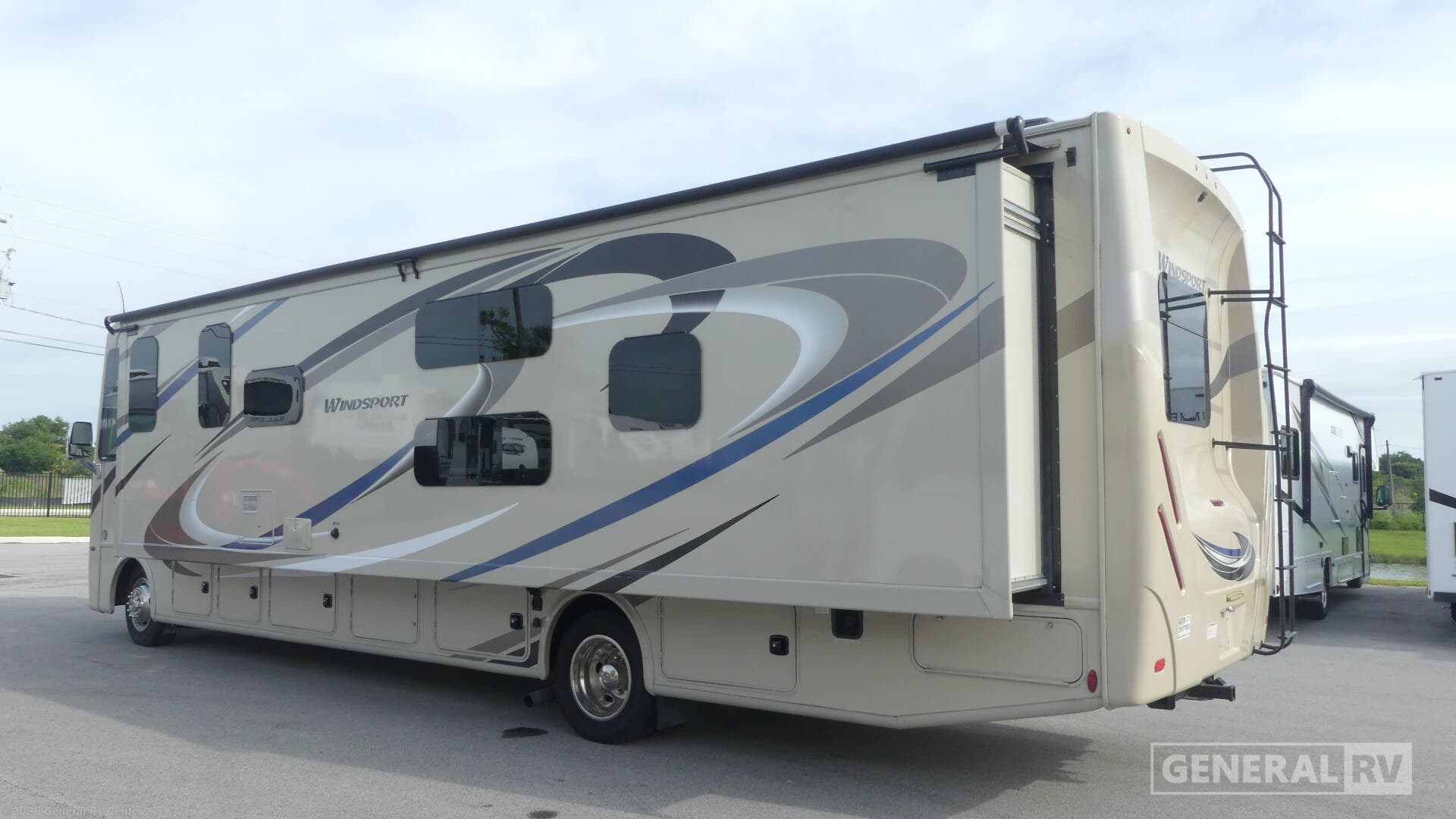 2018 Windsport 34J by Thor Motor Coach from General RV Center in Fort Pierce, Florida