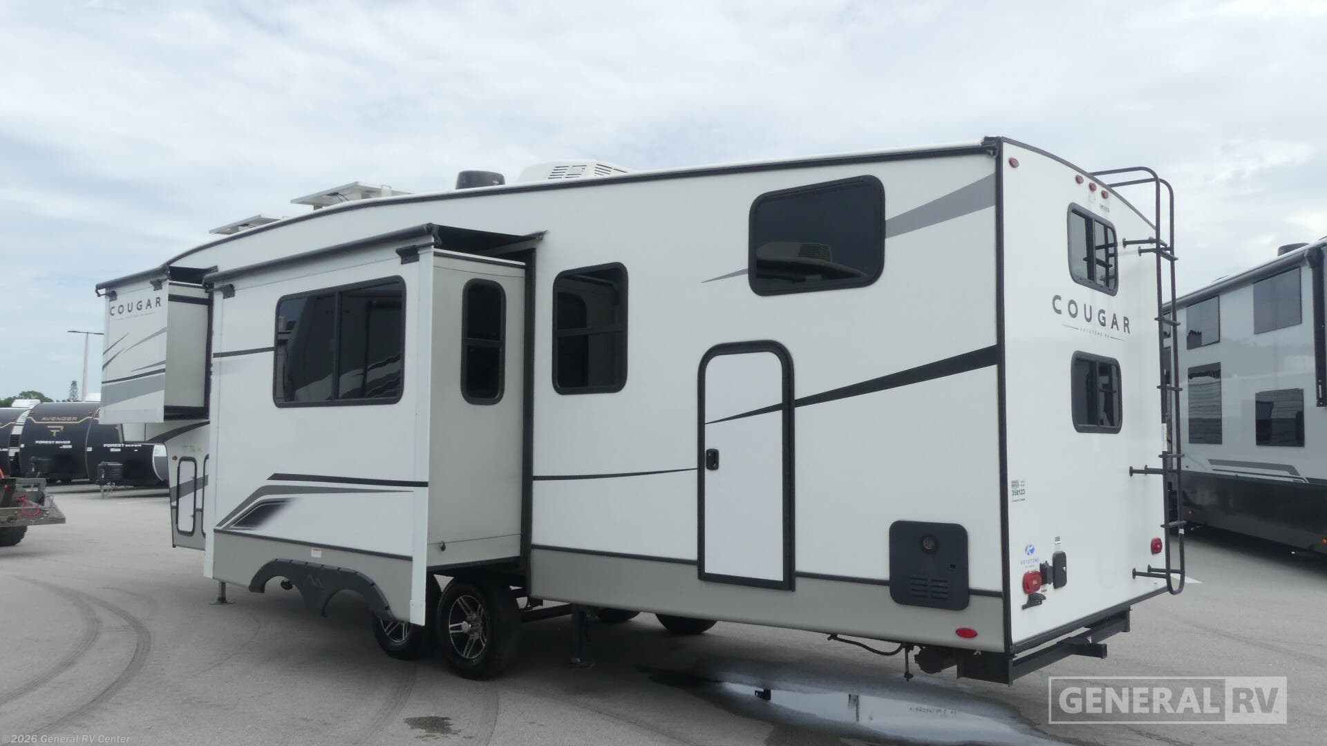 2023 Cougar Half-Ton 29BHL by Keystone from General RV Center in Fort Pierce, Florida