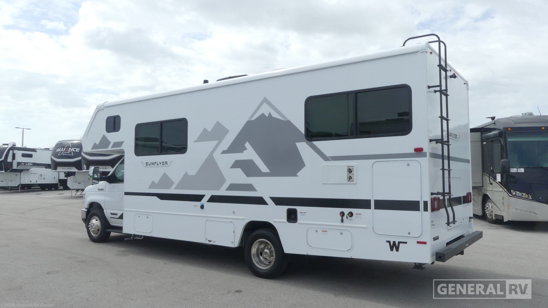 2027 Sunflyer 24GG by Winnebago from General RV Center in Fort Pierce, Florida