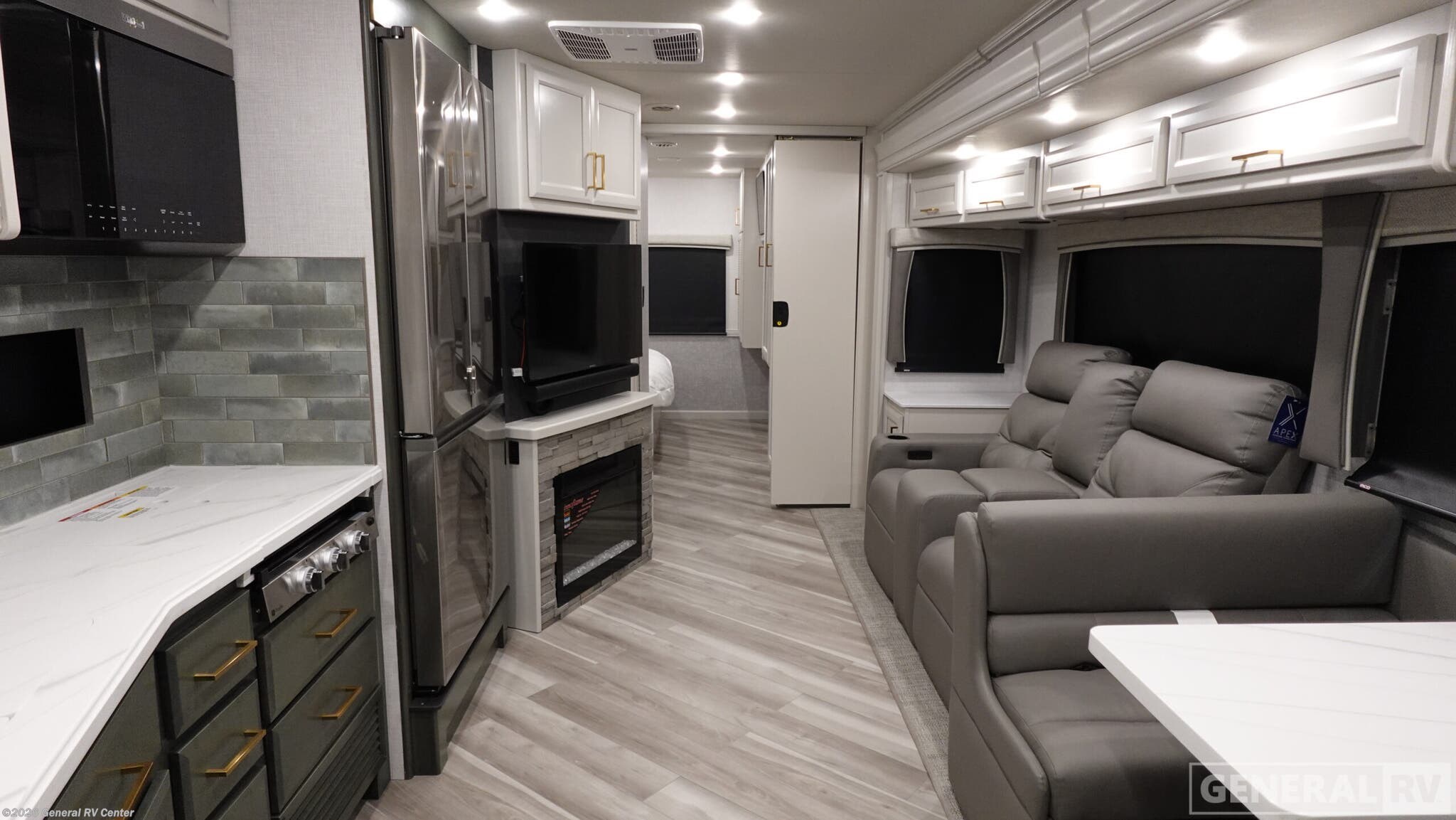 2026 Holiday Rambler Vacationer 33C - New Class A For Sale by General RV Center in Fort Pierce, Florida