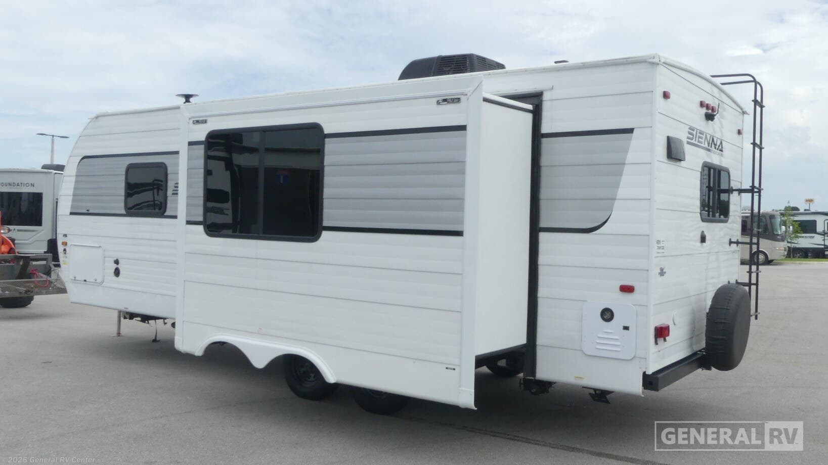 2025 Sienna SA231VRK by Venture RV from General RV Center in Fort Pierce, Florida