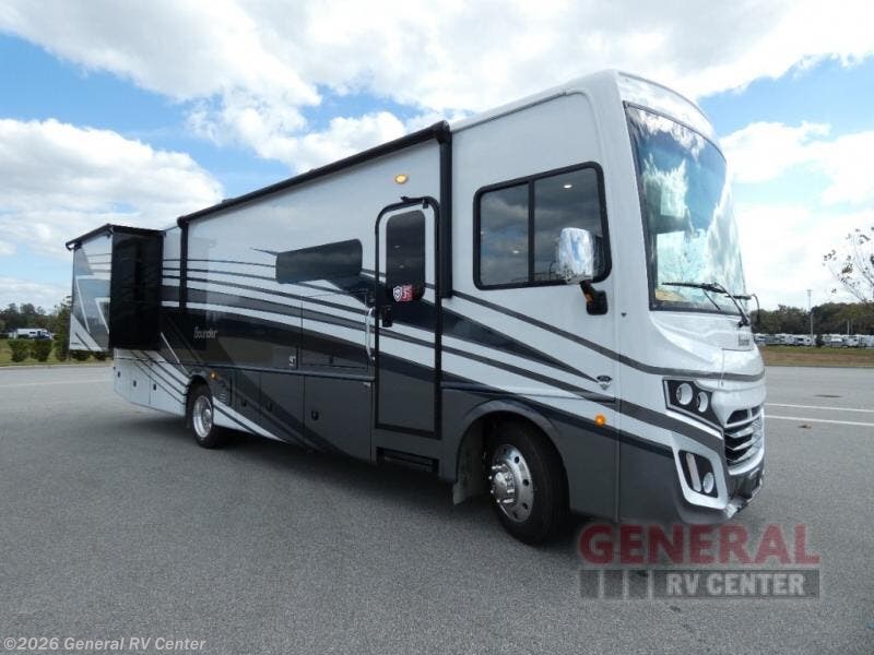 2024 Fleetwood Bounder 33C RV for Sale in Fort Myers, FL 33908 | 300068 ...